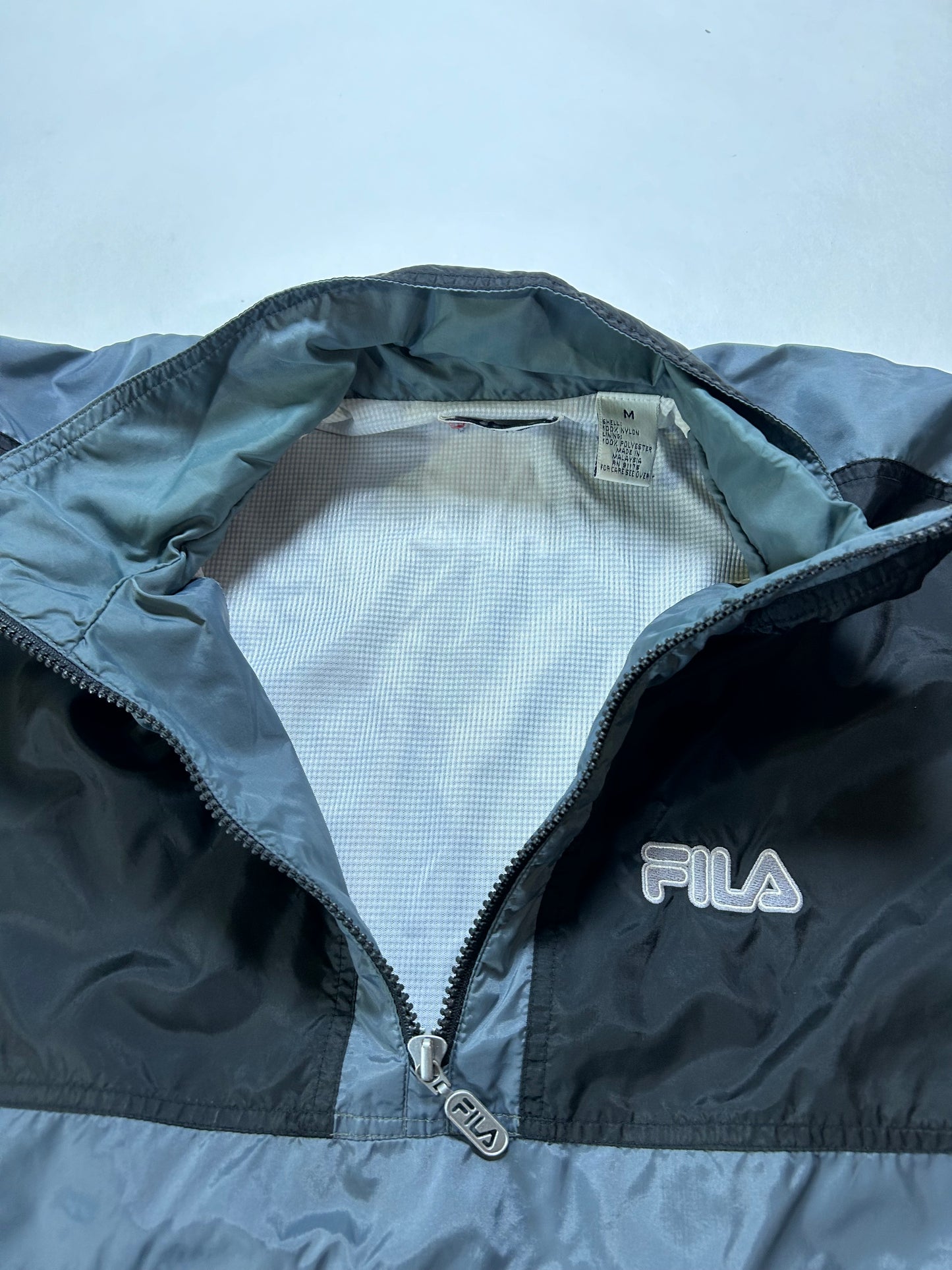 Vintage Fila 1/2 Zip Pullover Windbreaker Jacket Tagged Medium Can Fit Large 25.5x27.25 Inches