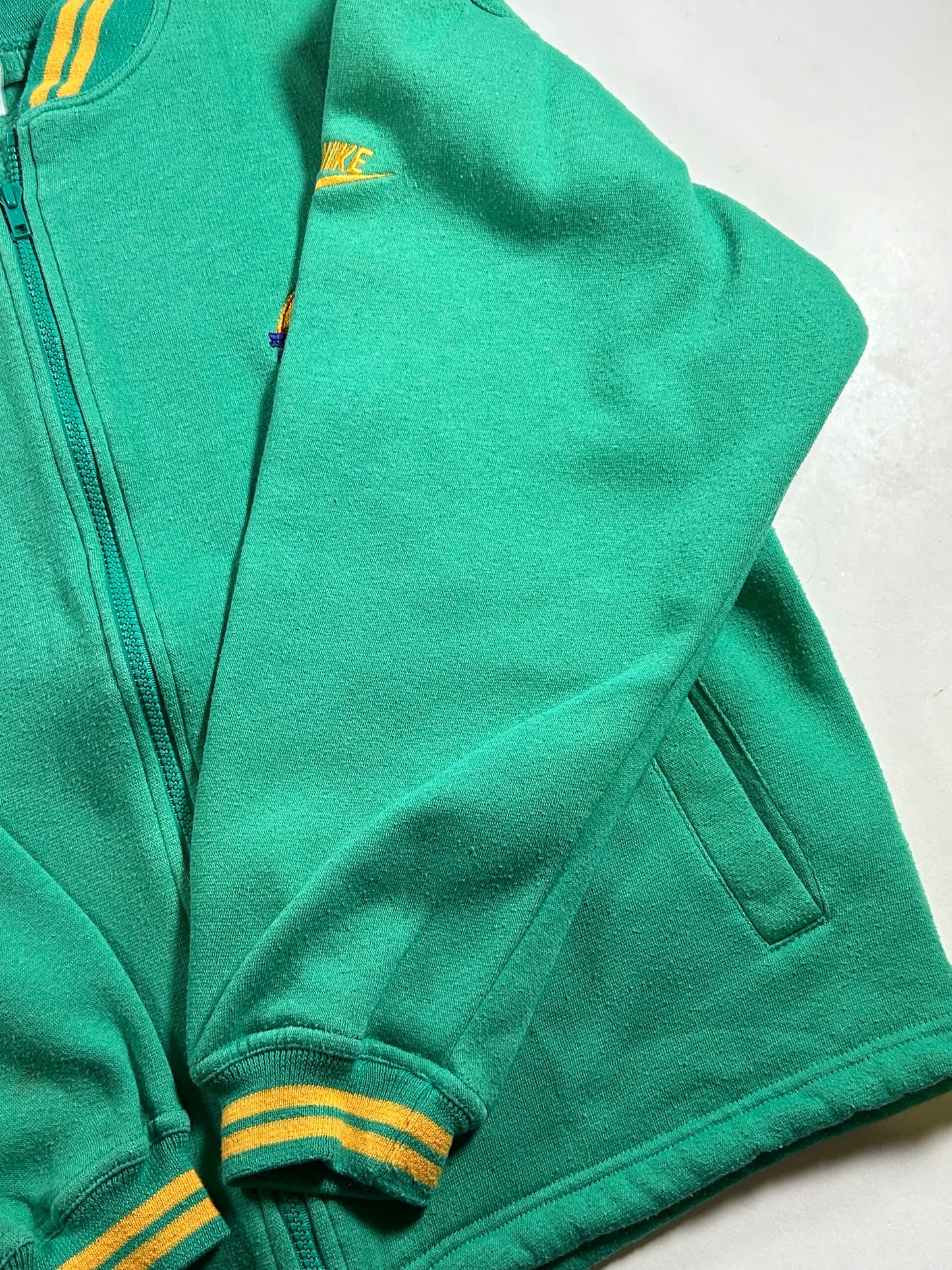 Vintage Nike Rock-it Cargo Air & Sea Force Air Zip Sweatshirt Green M/S 23.25x25 Inches