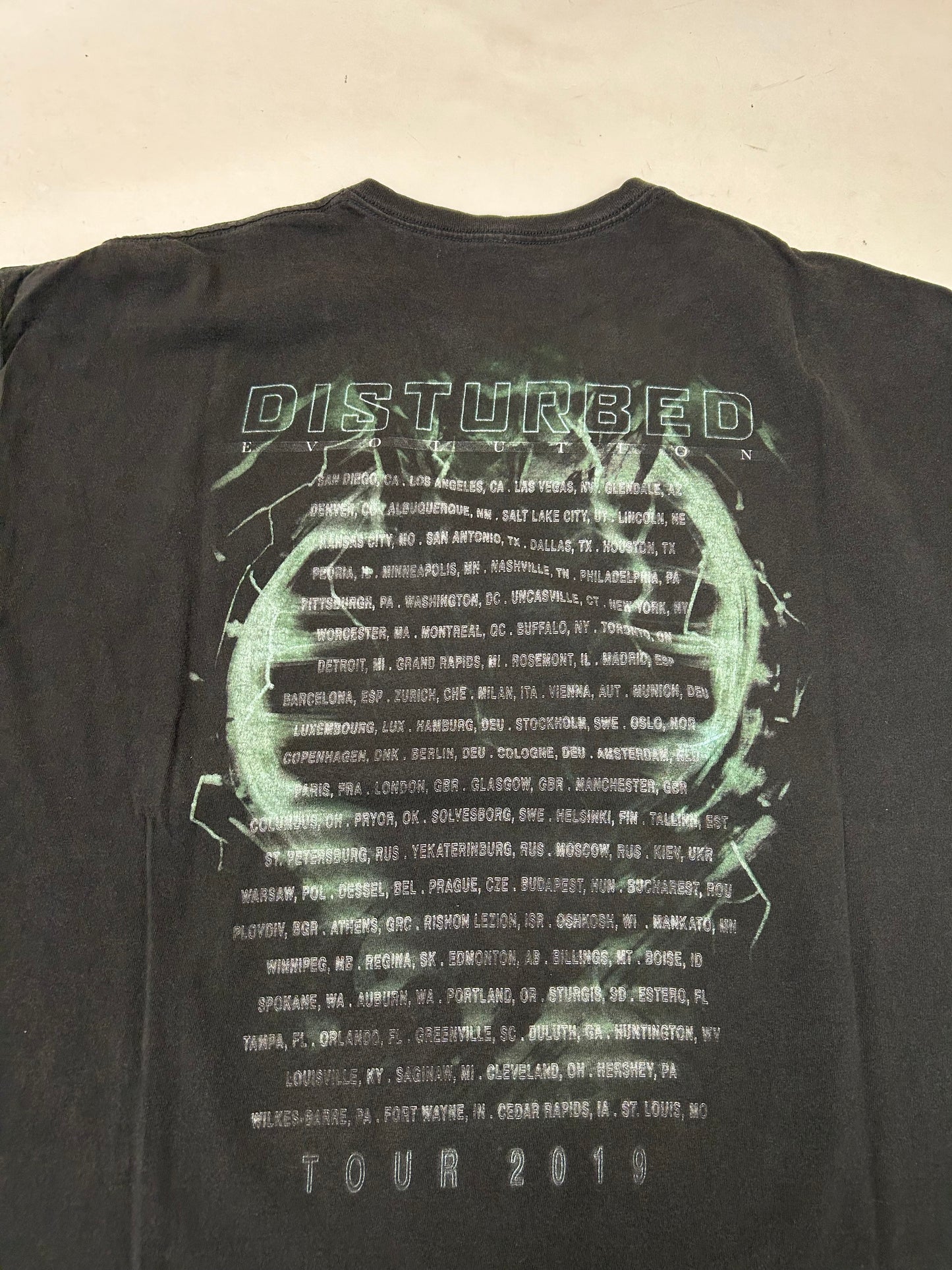 2019 Disturbed Evolution Tour Music Band Tee 2XL/3XL Fit 27.5x31.5 Inches As Is
