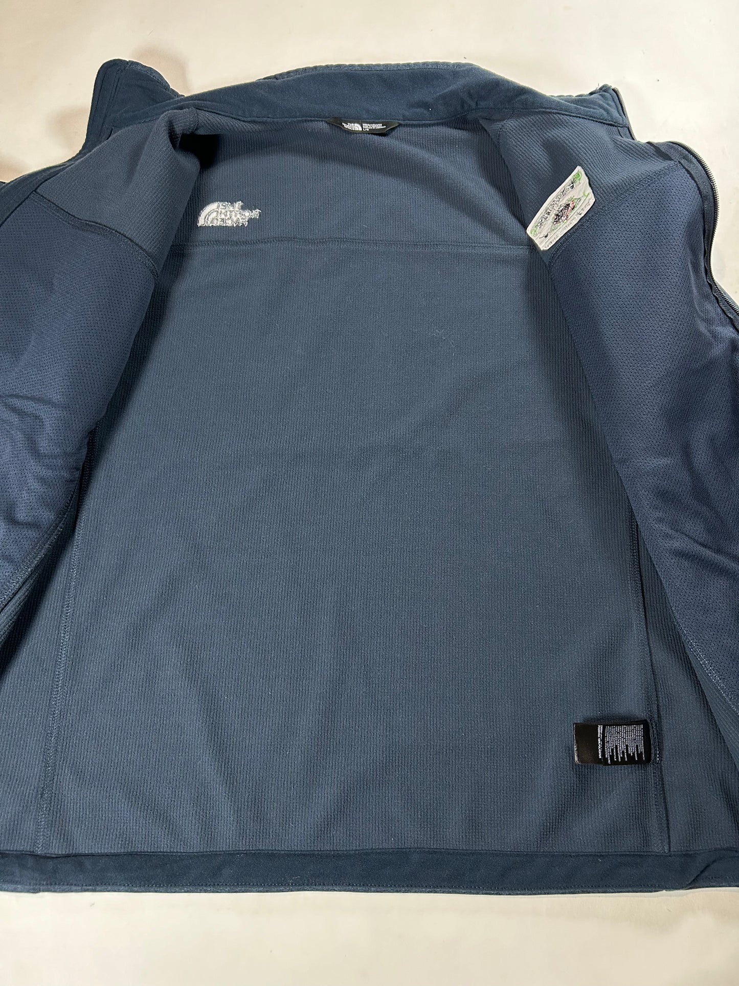 Smucker’s Away From Home The North Face Zip Jacket Large/Medium Fit 23.5x28 Inches