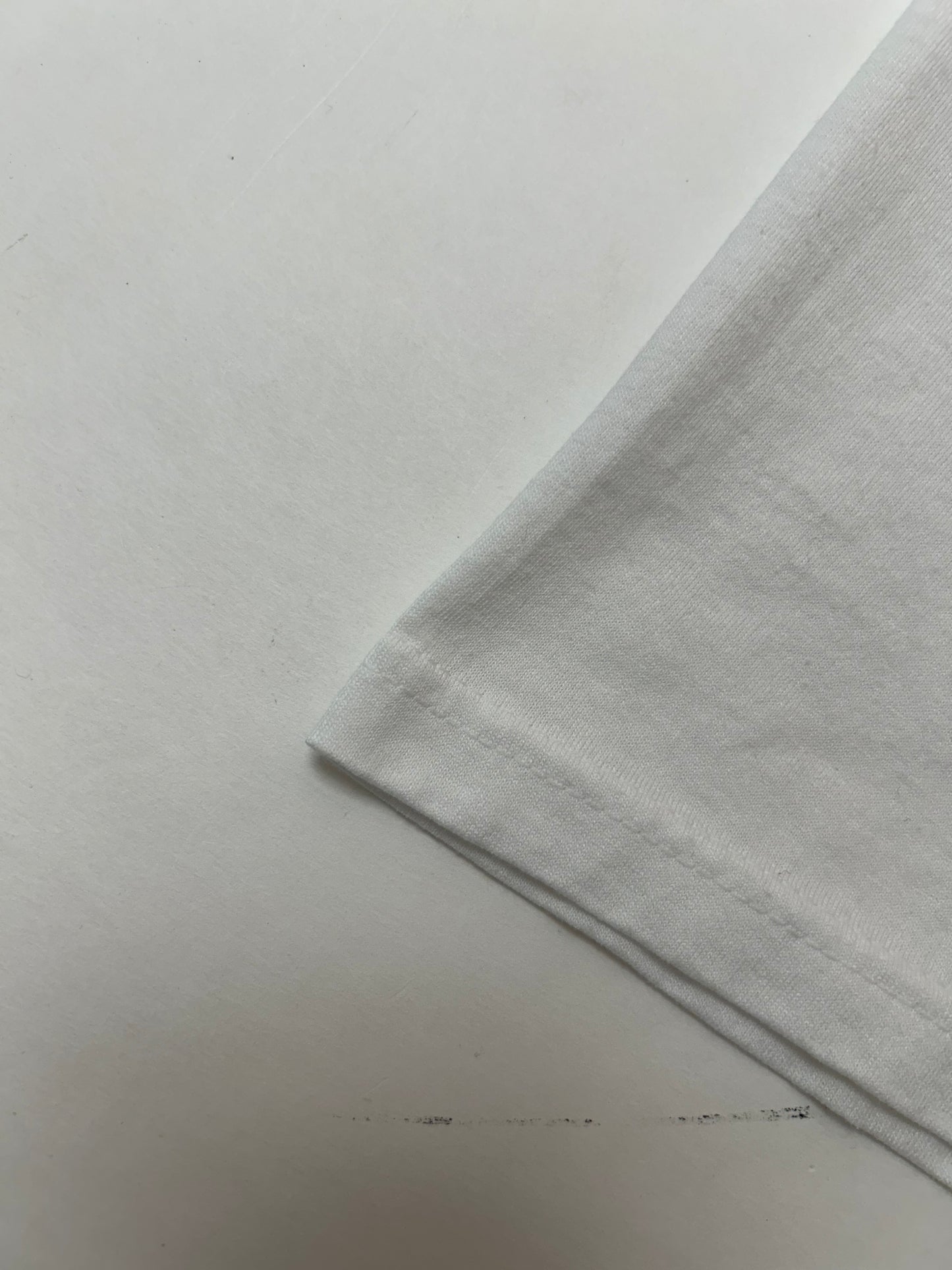 Vintage 00s Dog Print Tee Medium 20.25x26.75 Inches As Is White