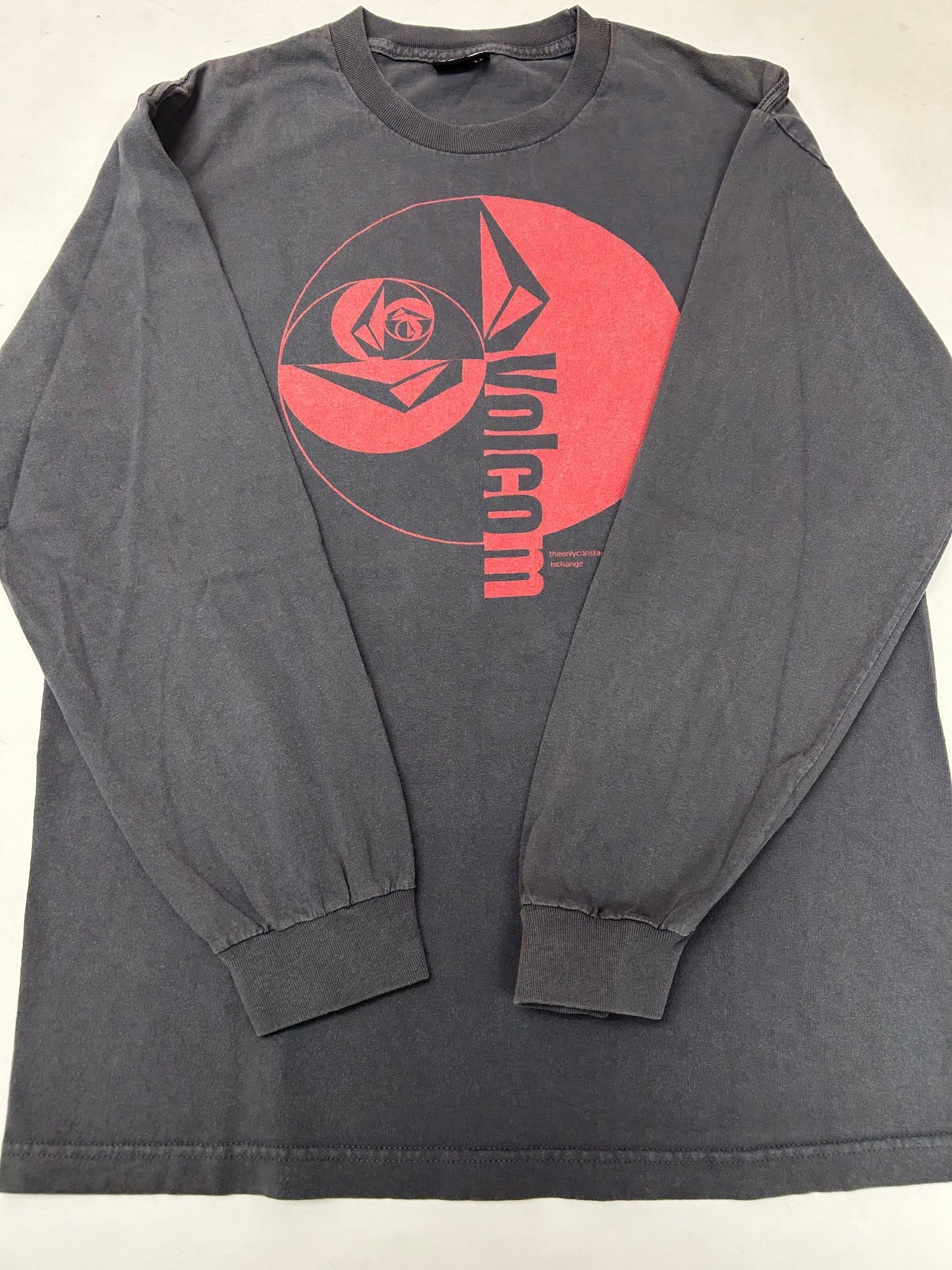 Vintage 00s Volcom Stone Long Sleeve Tee Gray Large 21.5x29.75 Inches