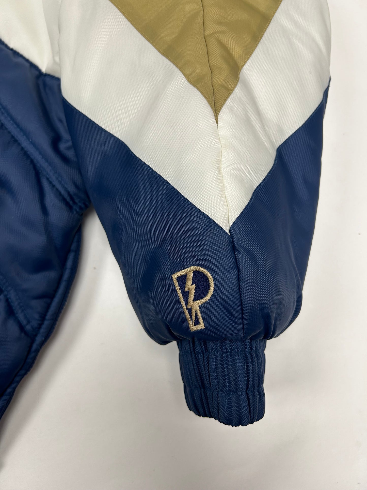 Vintage Notre Dame Fighting Irish Puffer Jacket 1/4 Zip Medium/Large Fit 26.75x29.5 Inches Pro Player 90s