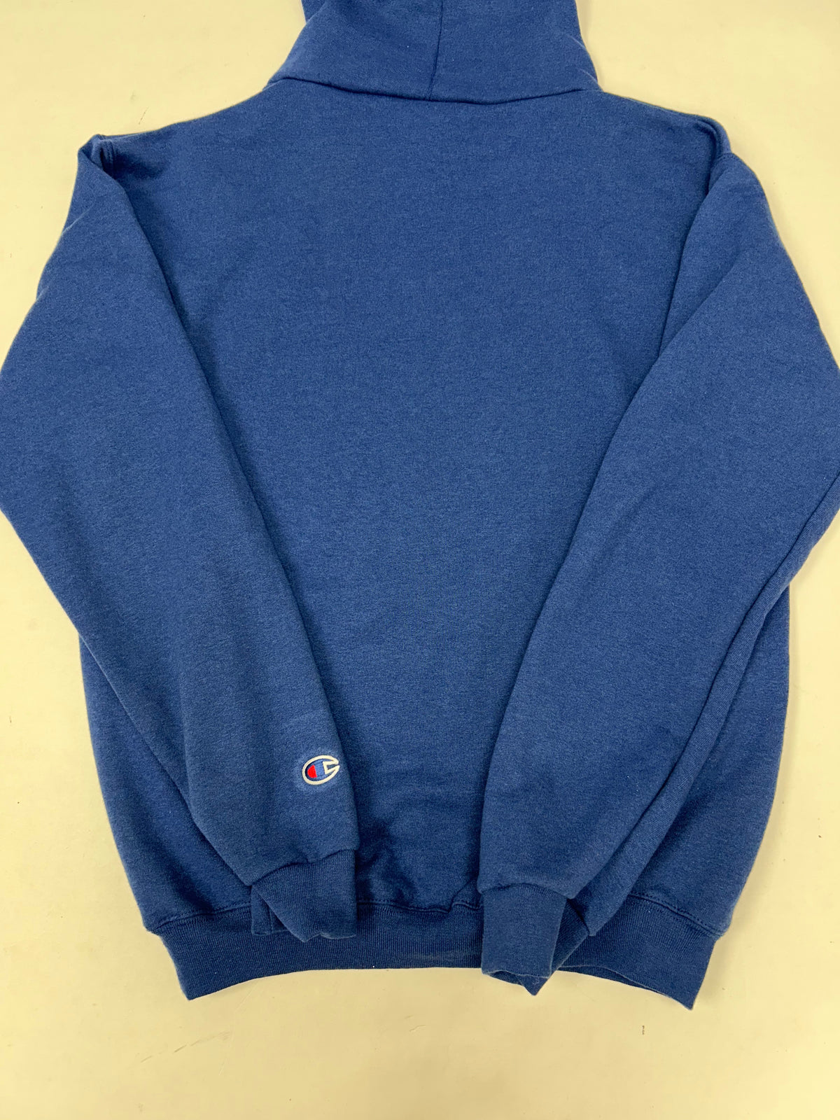 University Of New Haven College Logo Champion Hoodie Sweatshirt New 21.25x26.5 Inches Brand New With Tag