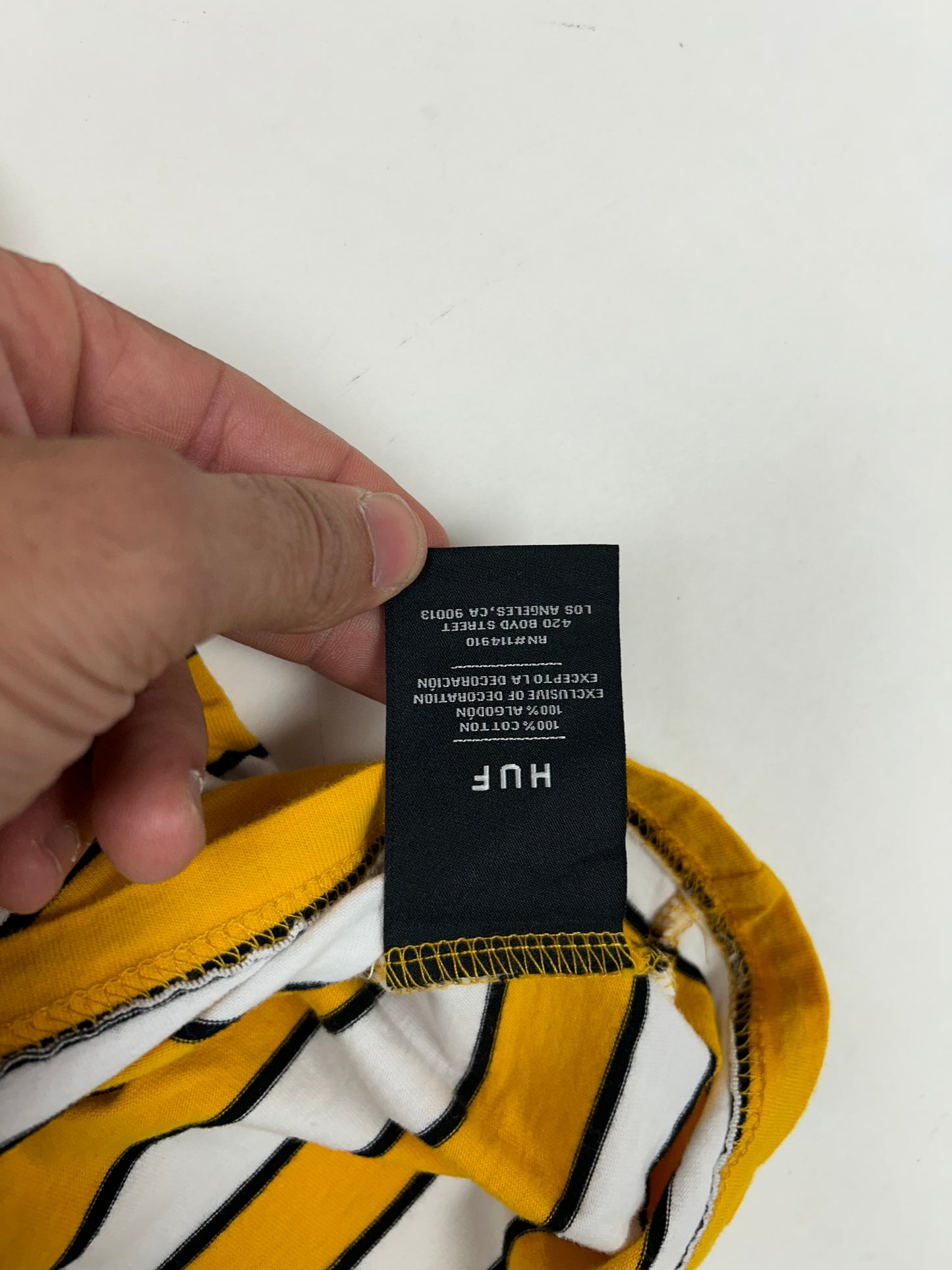 Huf Worldwide Striped Rose Flower Striped Tee Medium 20x27.5 Inches