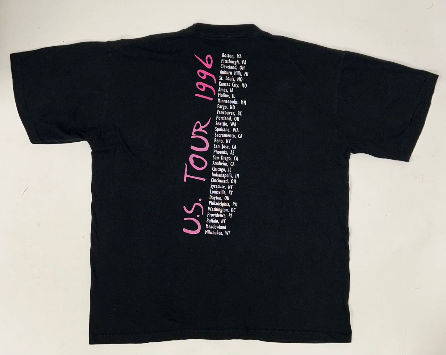 Vintage Neil Diamond US Tour 1996 Concert T Shirt 90s Size XL 24.75x29.5 Inches