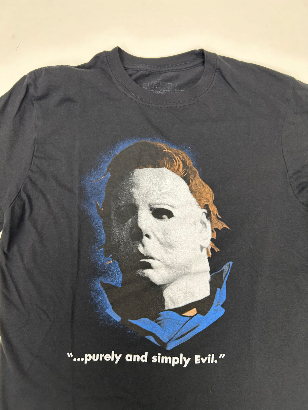 Halloween Horror Nights Michael Myers Purely Simply Evil Horror Tee Medium 19.5x25.75 Inches 2023