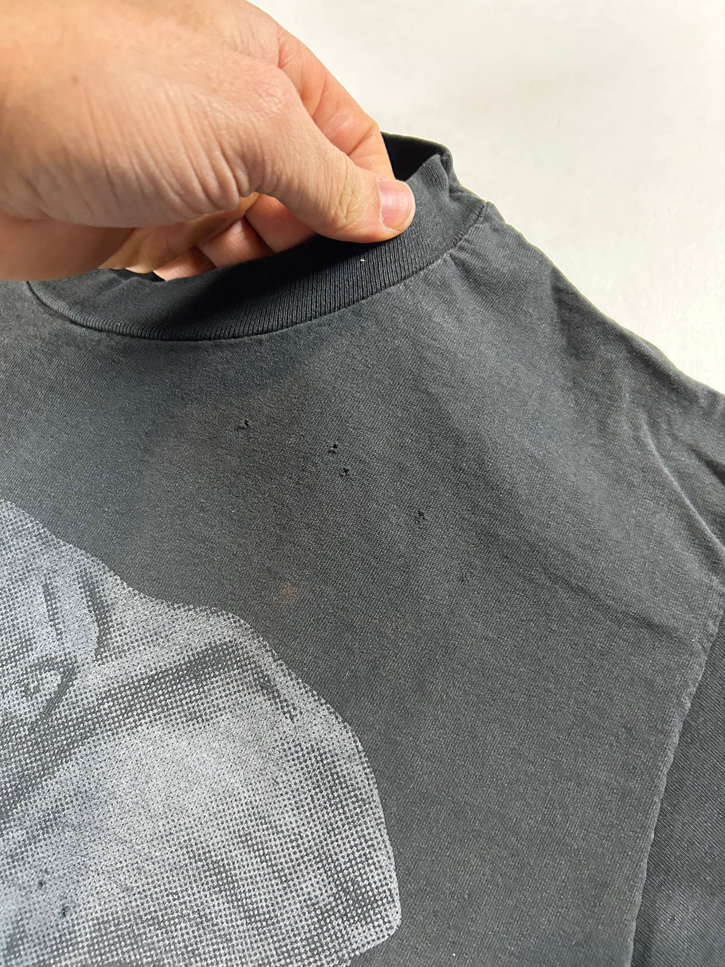 Vintage Busch Gardens Elephant Animal Graphic T-Shirt Fits Medium 19.75x28 Inches As Is Has Wear & Pin Holes Great Fade