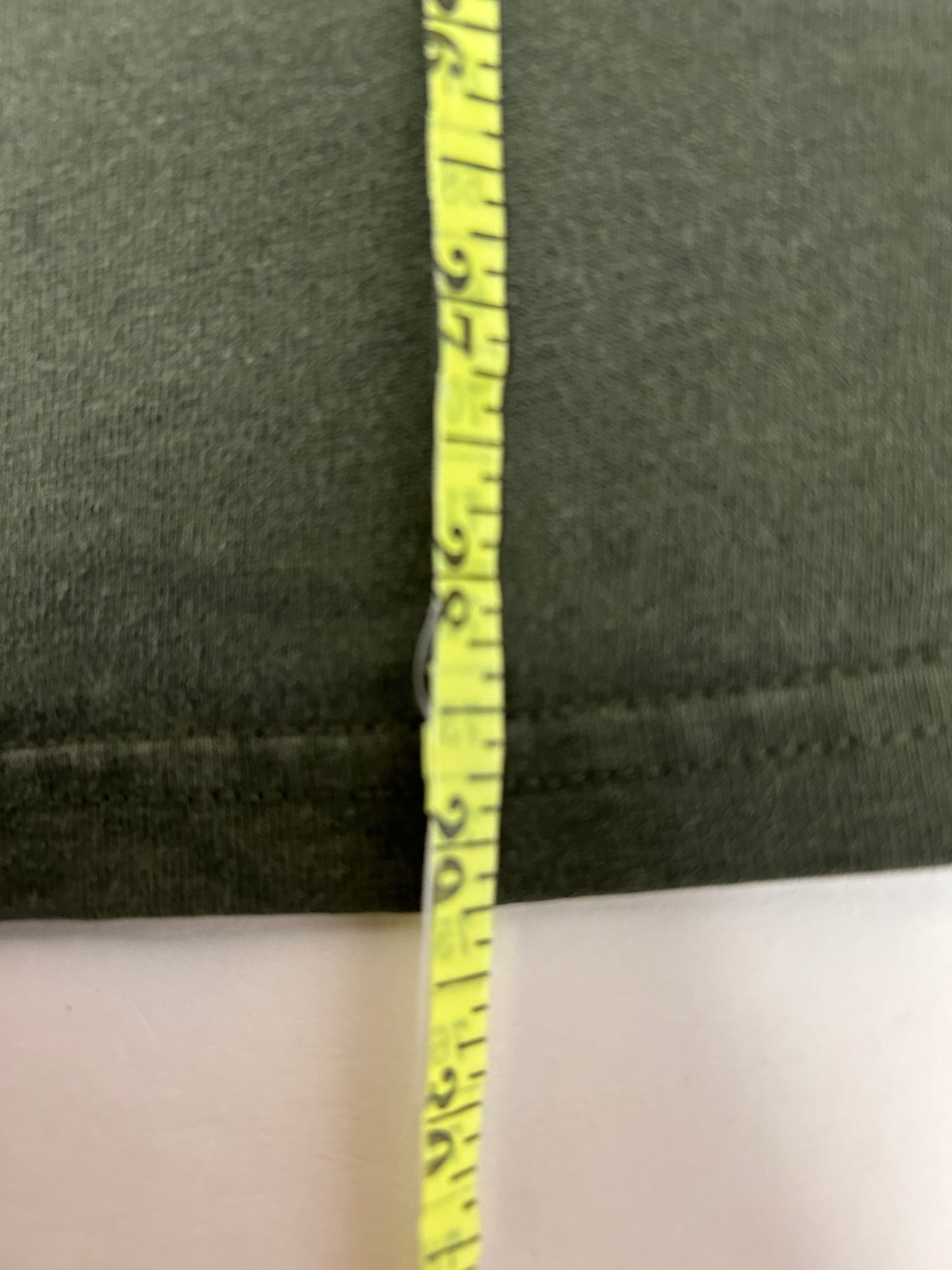 Vintage 90s Rainforest Cafe Chest Embroidered Logo Tee Medium 20x29.25 Faded Green