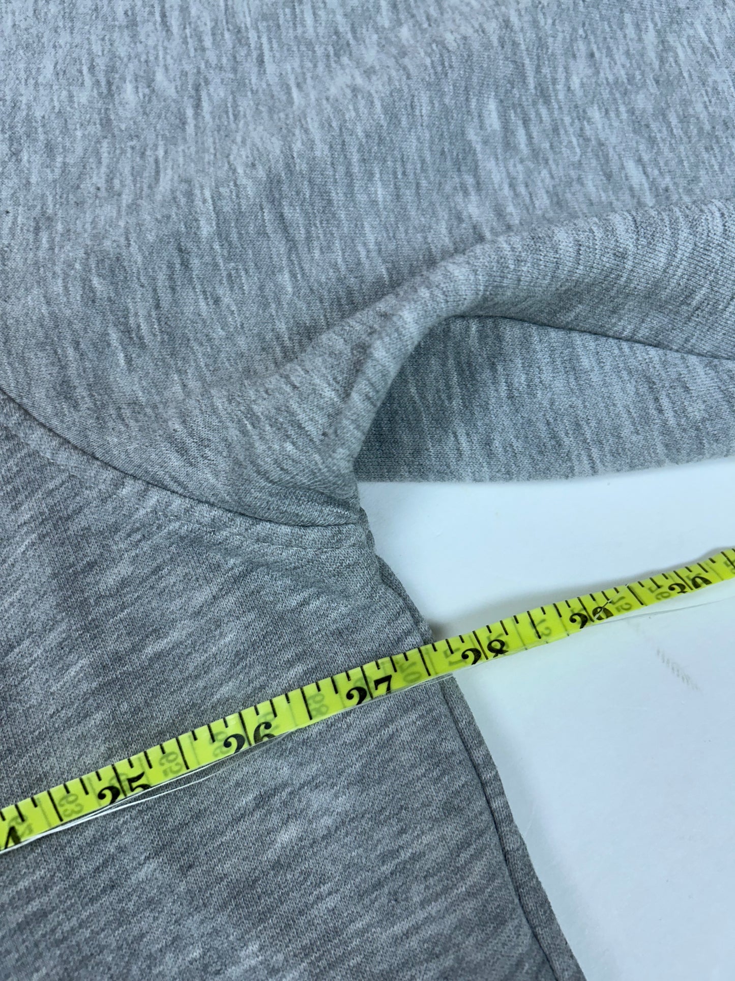 Vintage 00s Nike Swoosh Embroidered Chest Logo Essential Crewneck Sweatshirt 2XL/XL Fit 27.5x29.75 Has Small Flaw On Side As Is