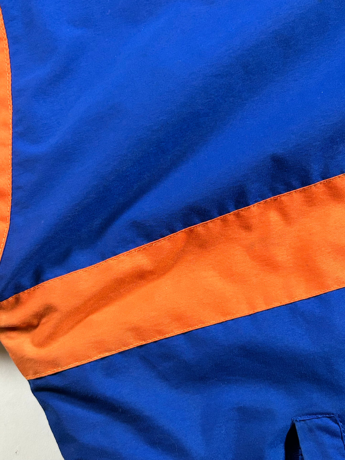 Vintage Starter New York Knicks Puffer Zip Up Packable Hood Jacket NYK XL 29x29.25 Inches As Is Has Stains 90s