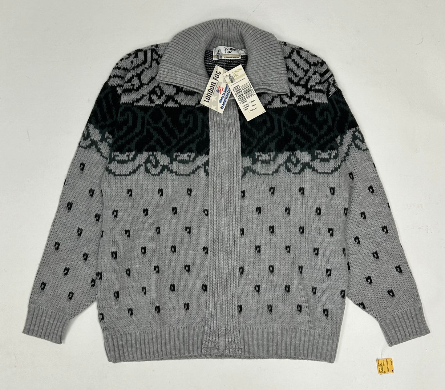 Vintage London Fog Sweater Gothic Zipper Sweater 100% Acrylic Full Zip USA Large 23.5x29 Inches