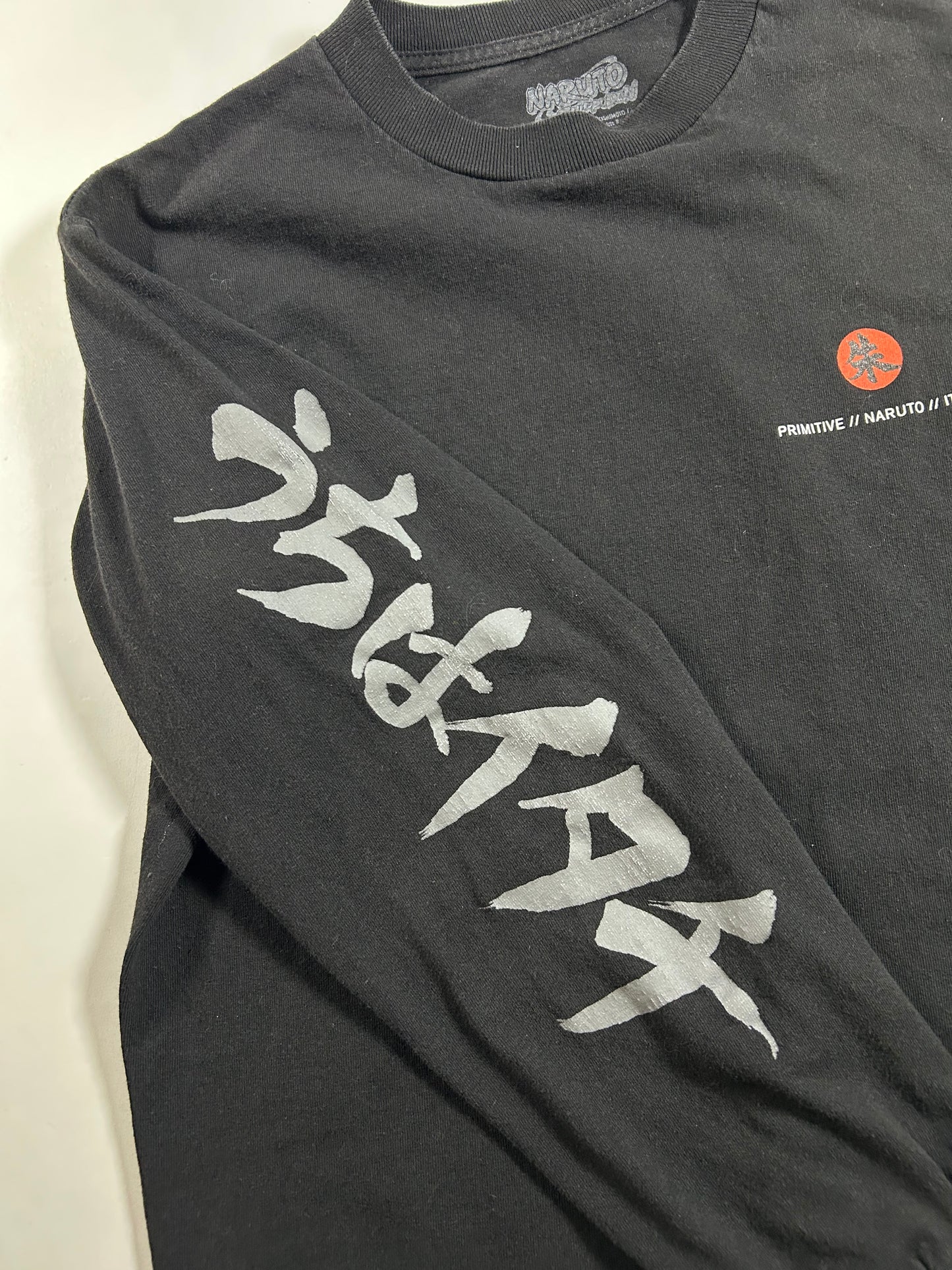 Primitive Naruto Itachi Long Sleeve Shirt Size Medium 19.5x27.5 Inches Black Skateboard Anime