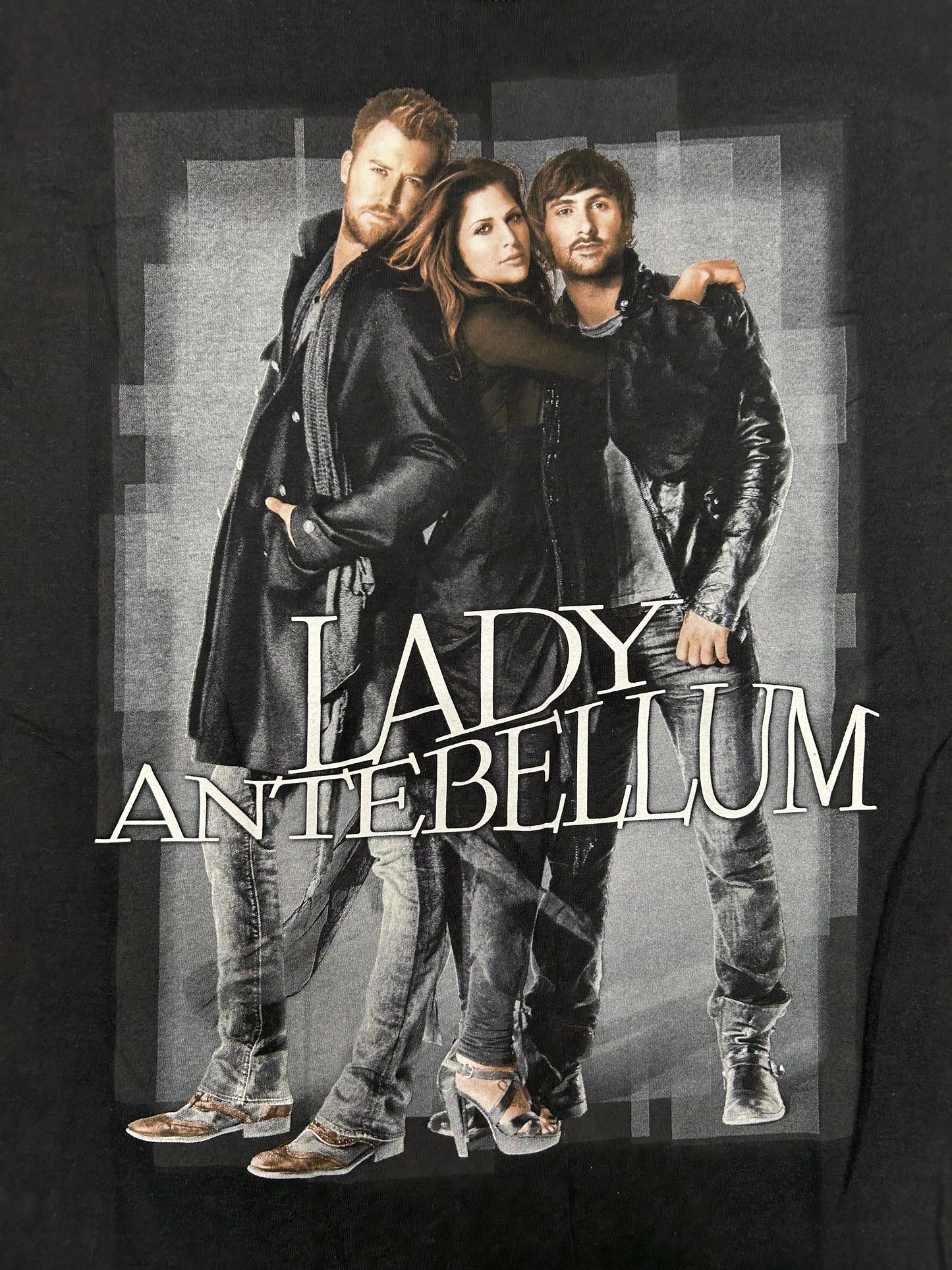 Lady Antebellum Need You Now 2009 Tour Music Shirt Medium 20x27.5 Inches Concert