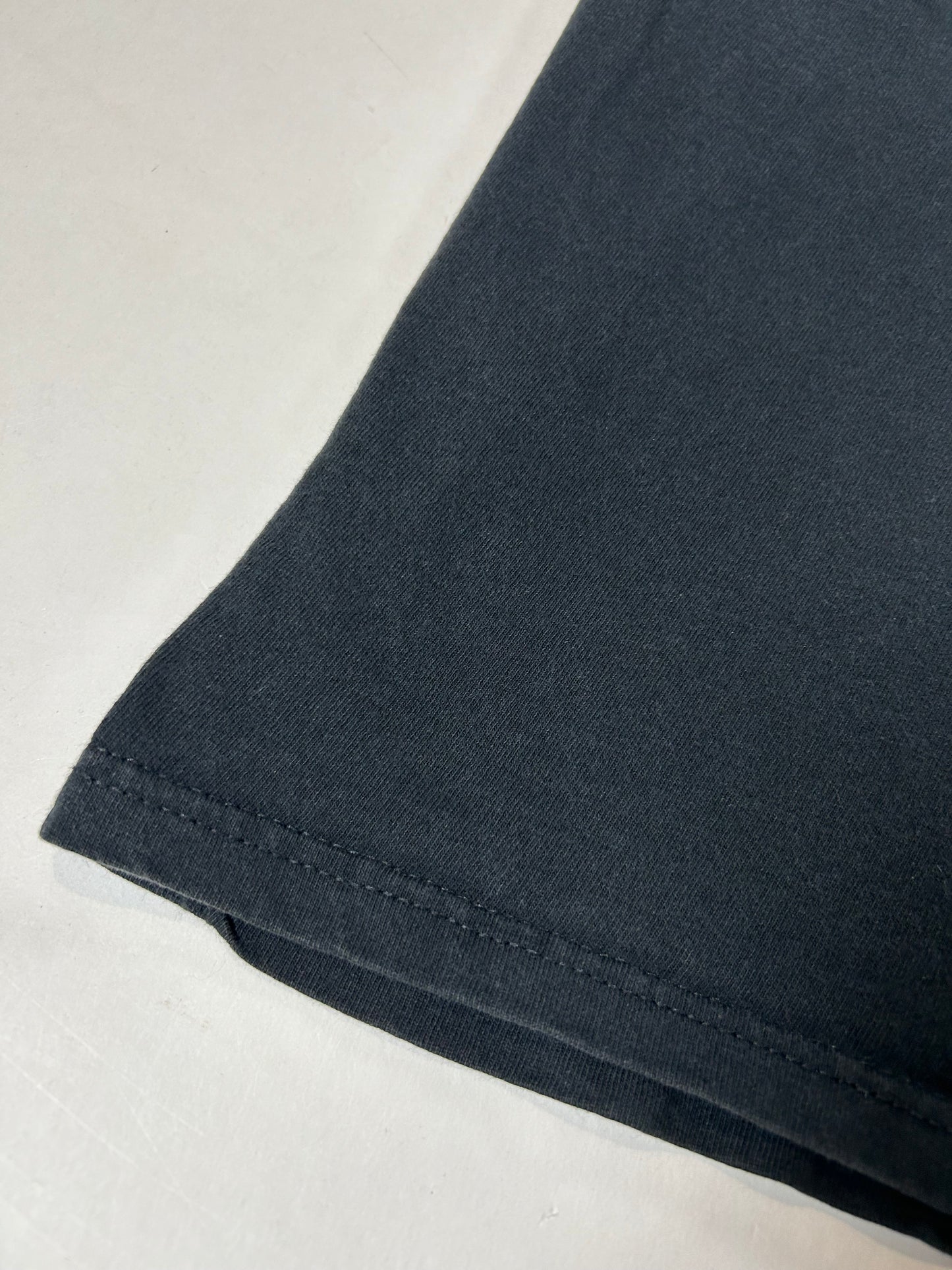 Vintage Logo Athletic New York Yankees 2000 Subway Series World Series Champions Tee 2XL 26.25x30 Inches Faded Black