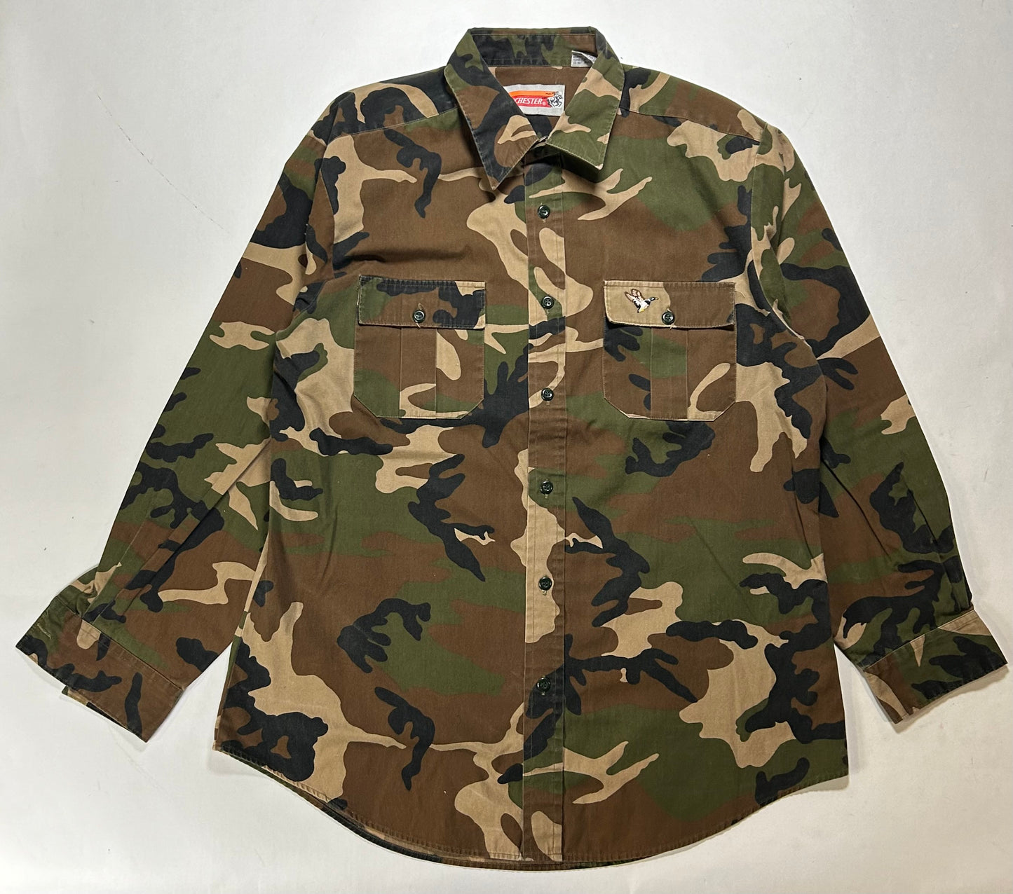 Vintage Winchester Hunting Button Up Shirt Long Sleeve Duck Camouflage Large 24.75x33 Inches