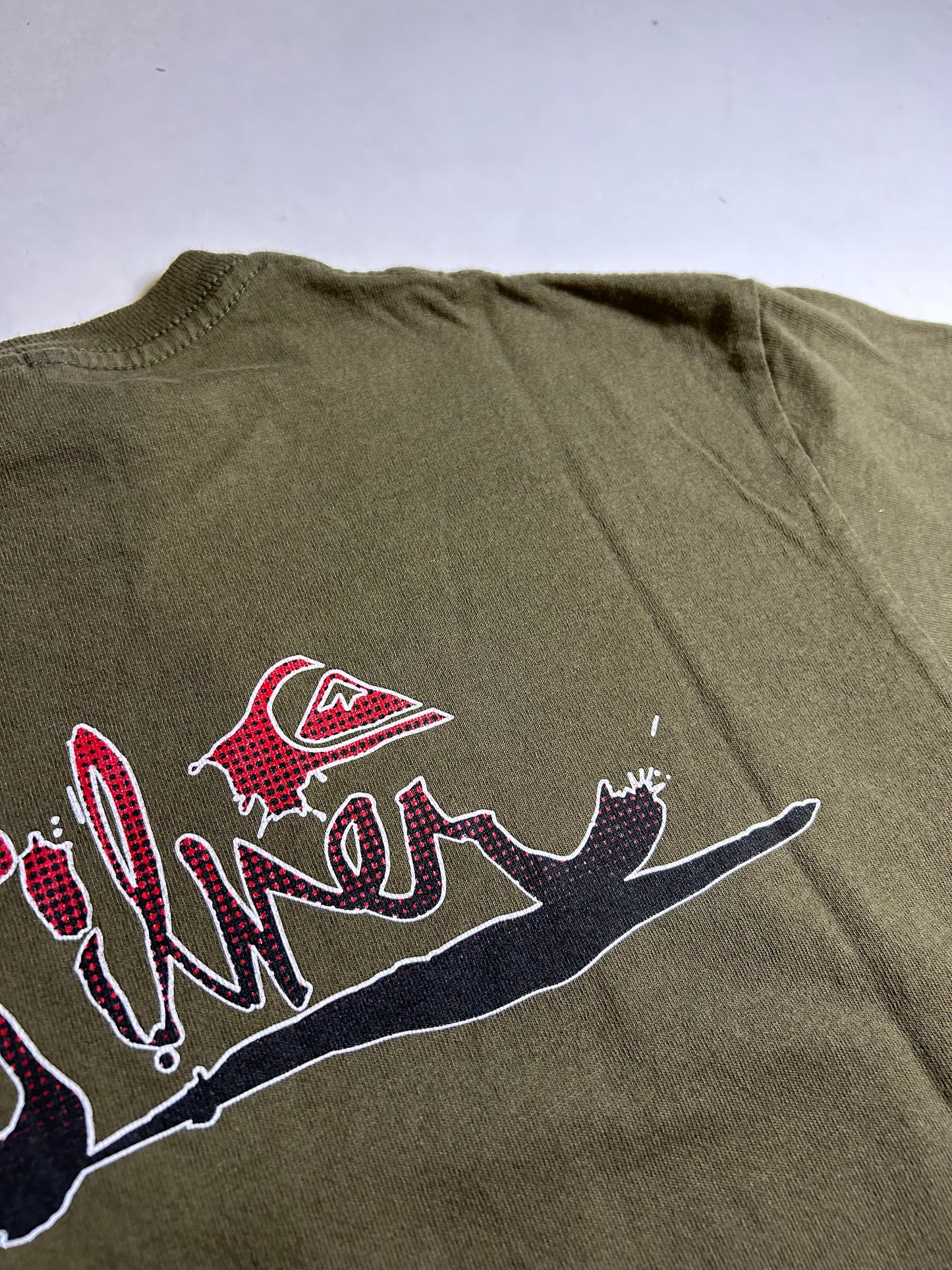 Vintage Quiksilver Boarding Company Surfing Surf Skate Tee Green USA Made Medium 20.5x27.5 Inches
