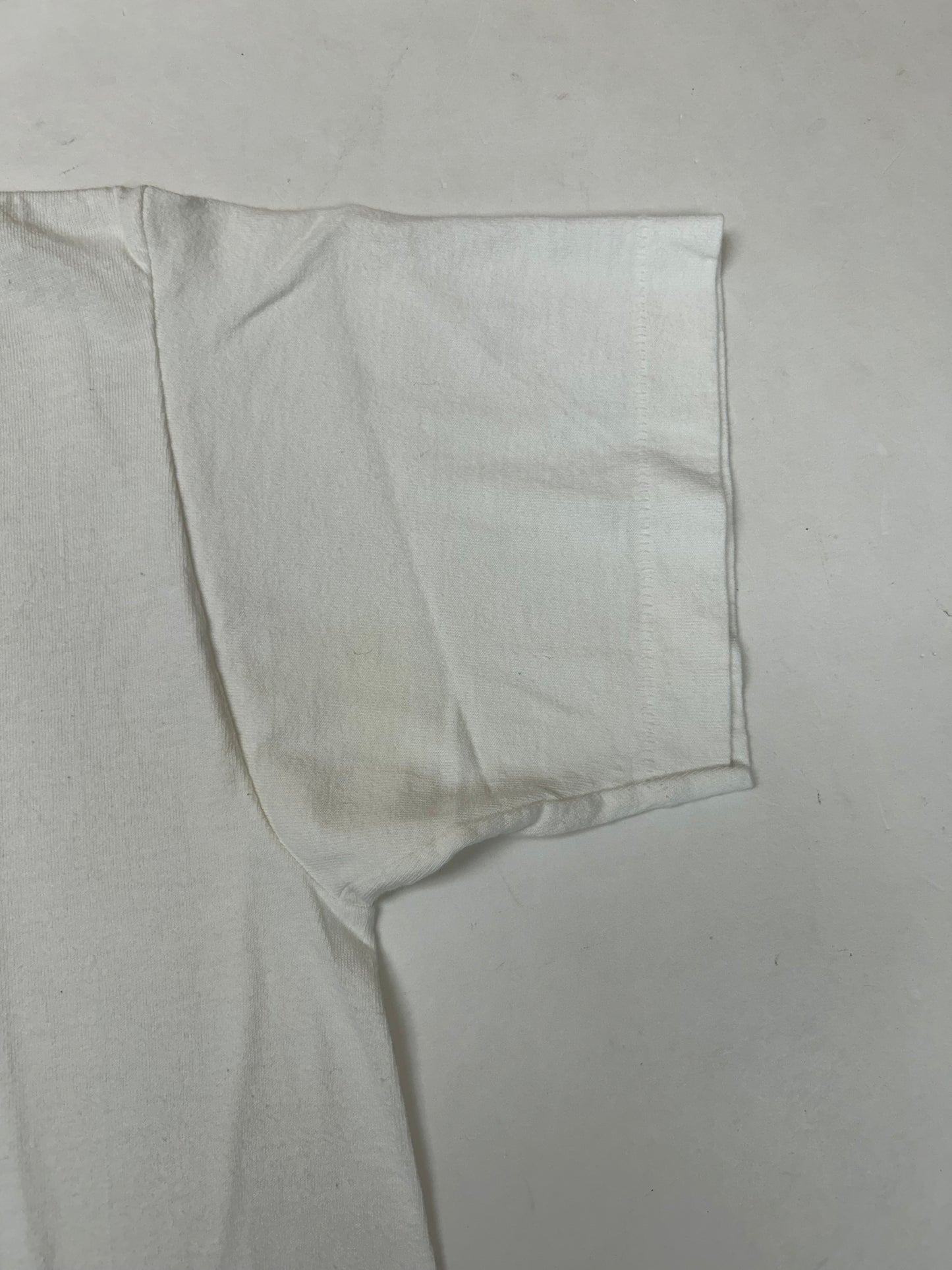 Vintage The Walt Disney Studios Minnie Mouse, Mickey Mouse & Donald Duck Clapboard Disney Tee Small Or Thin Medium Fit 18.75x28.25 Inches