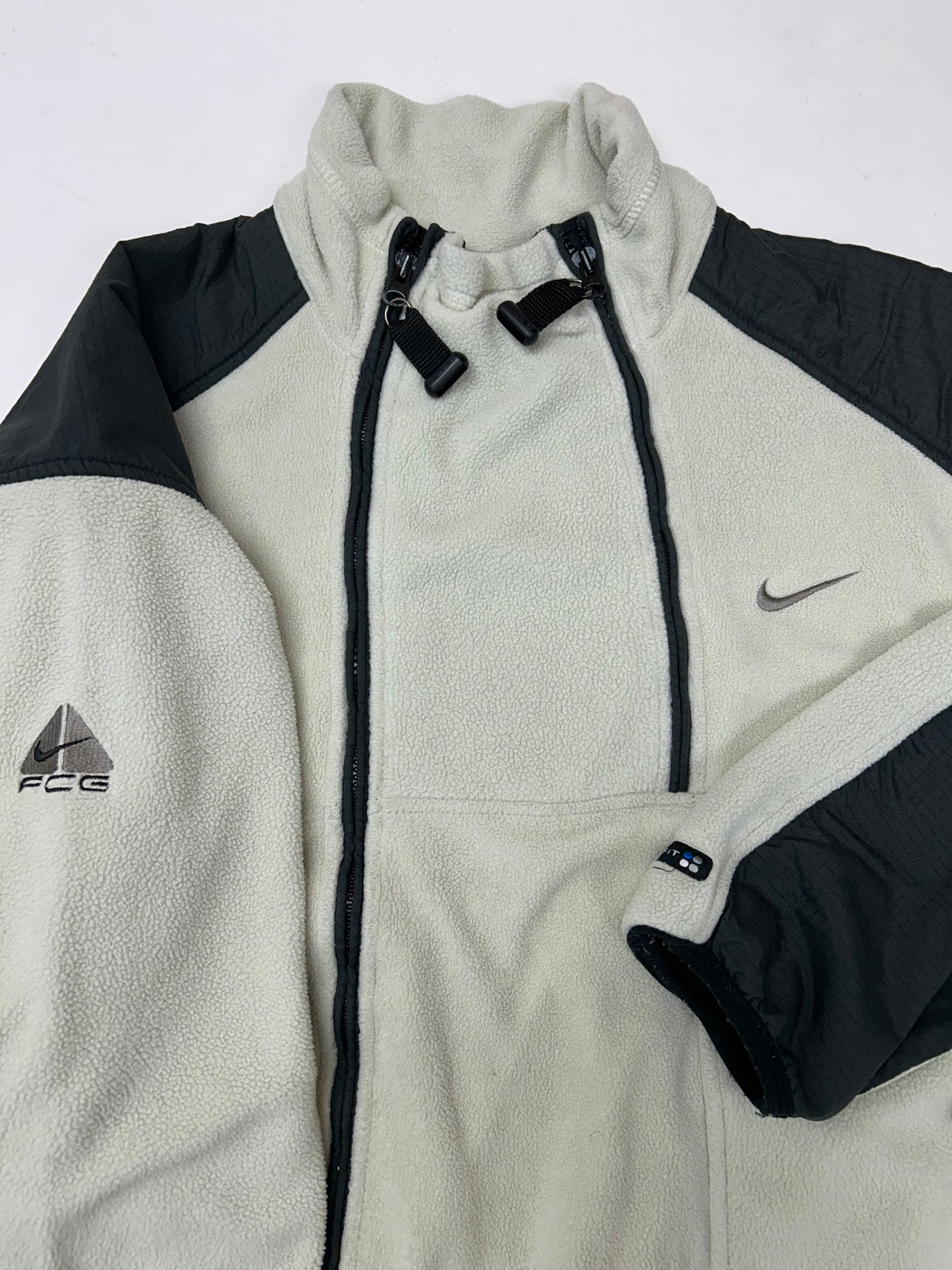 Vintage Nike ACG Nike FIT Thermal Layer 2 Zip Fleece Large 27.25x27.25 Inches
