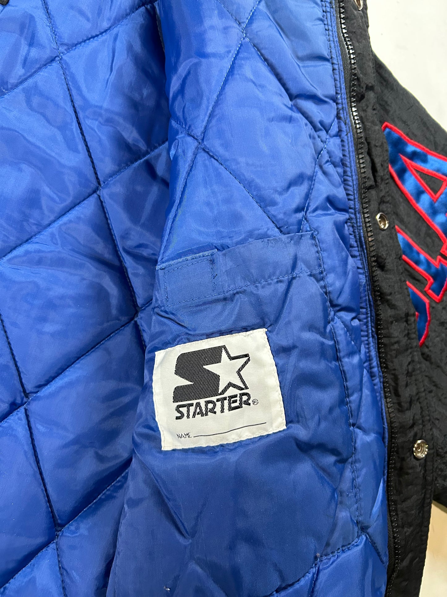 Vintage 90s Starter New York Giants Jacket Zip Puffer Quilted Jacket Large Can Fit XL 27x29.25 Inches NYG