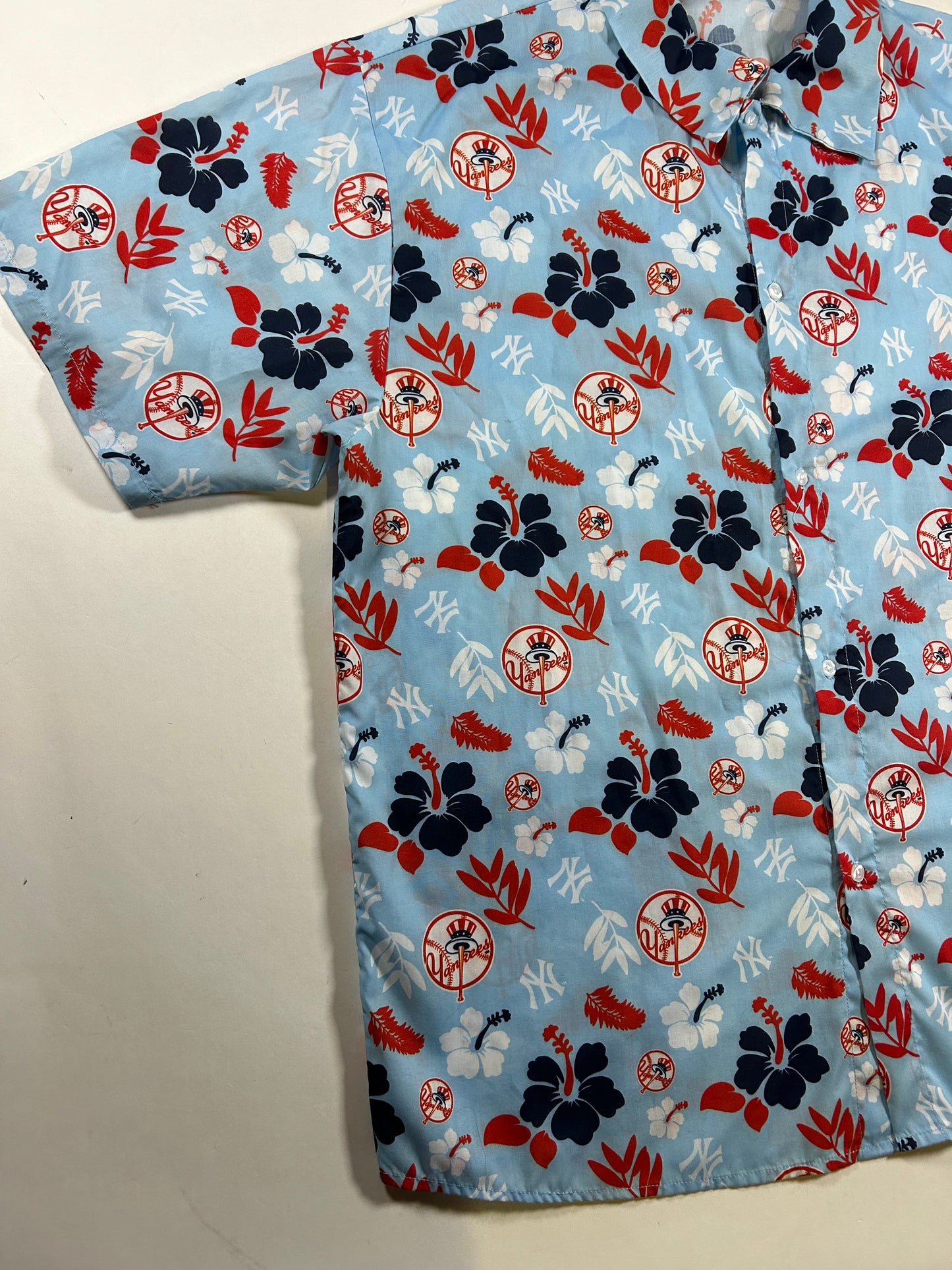 New York YankeesShort Sleeve Hawaiian Aloha Shirt Men's XL MLB Baseball