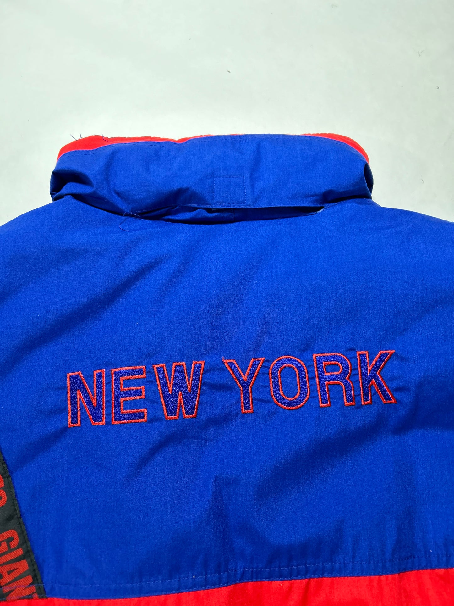 Vintage New York Giants NFL Puffer Packable Hood Jacket Large 25.75x29 Inches