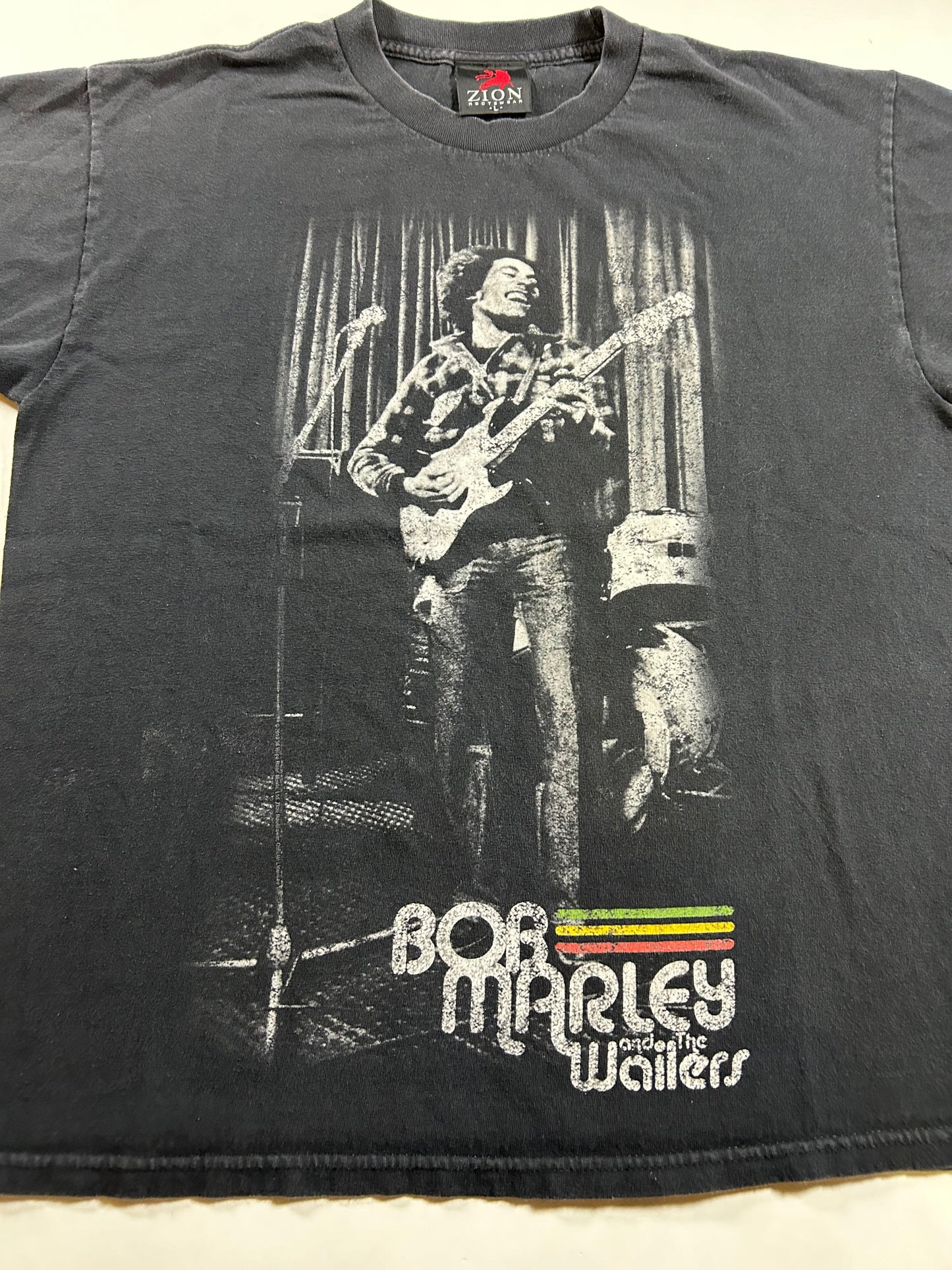 Zion Rootswear Bob Marley and the Wailers Rasta Music Band Tee As Is 2000s Large 21.5x26.75 Inches