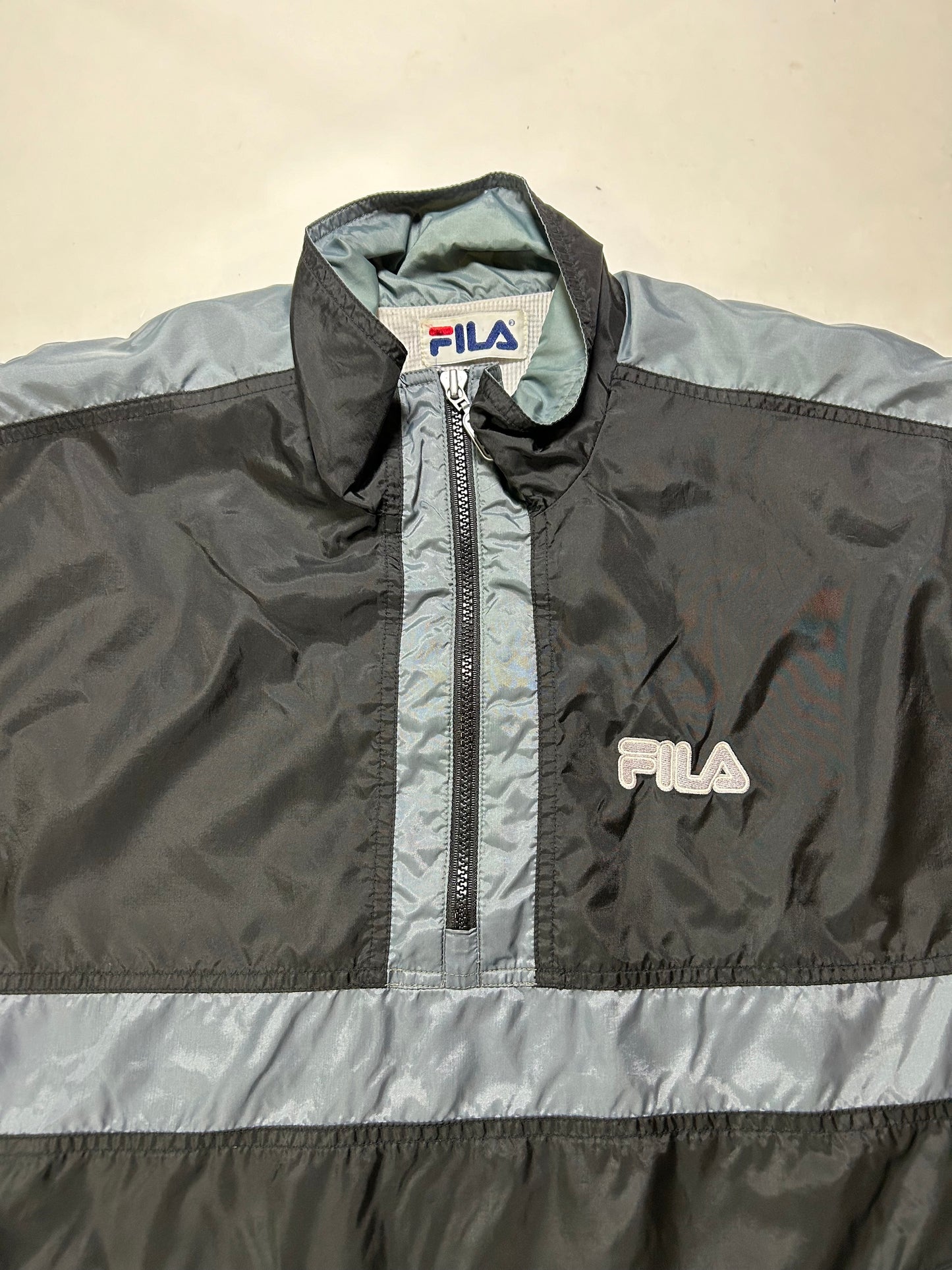 Vintage Fila 1/2 Zip Pullover Windbreaker Jacket Tagged Medium Can Fit Large 25.5x27.25 Inches
