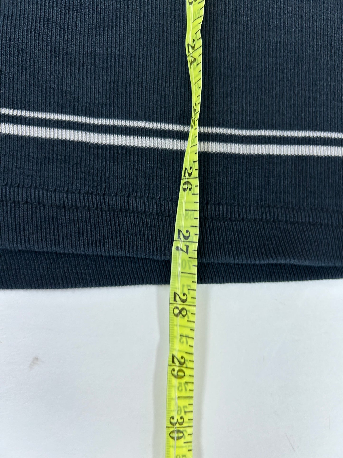 Vintage Quiksilver Thermal Long Sleeve Shirt Medium/Large Fit 24.25x27.5 Inches