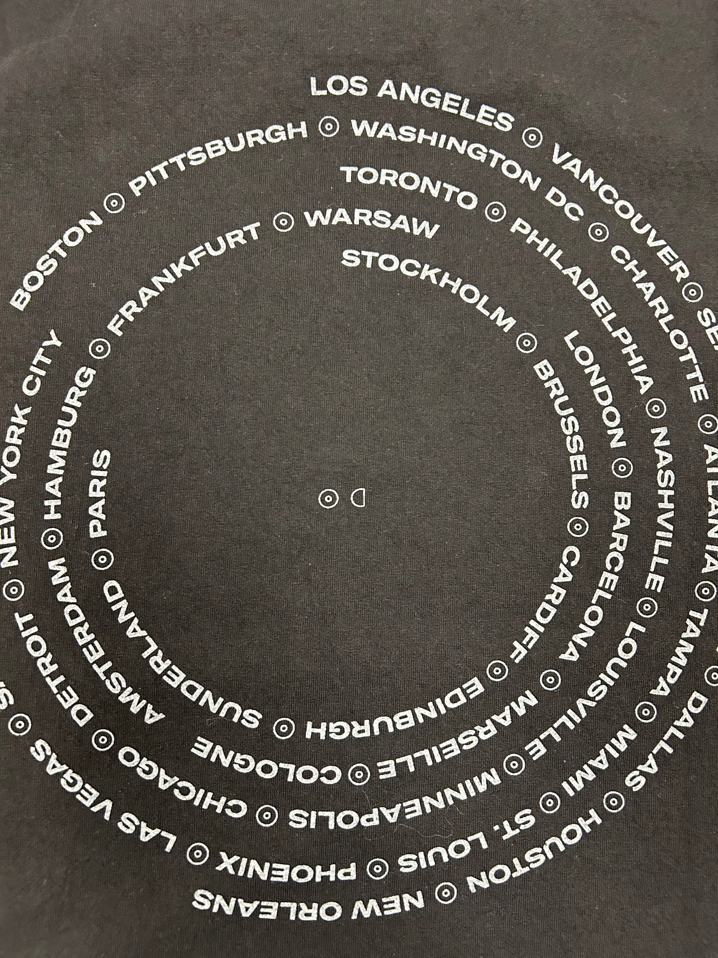 Beyoncé Cowboy Carter Renaissance World Tour 2023 Outside All Summer Medium 19.75x27.5 Inches Tee