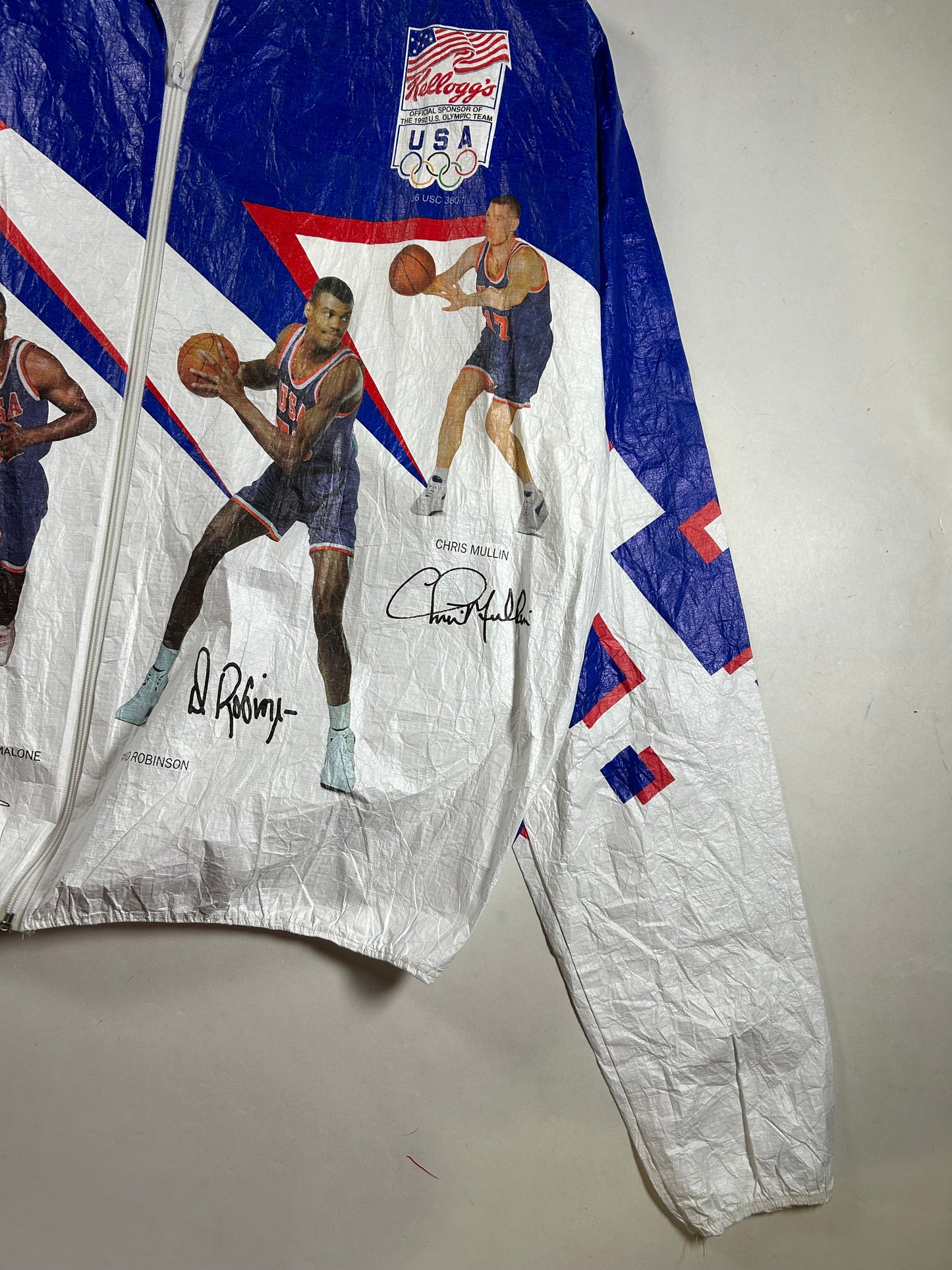 Vintage 1992 Barcelona Olympic Basketball Dream Team Jacket  Kellogg's Tyvek Size Large 25.75x27.25 Inches