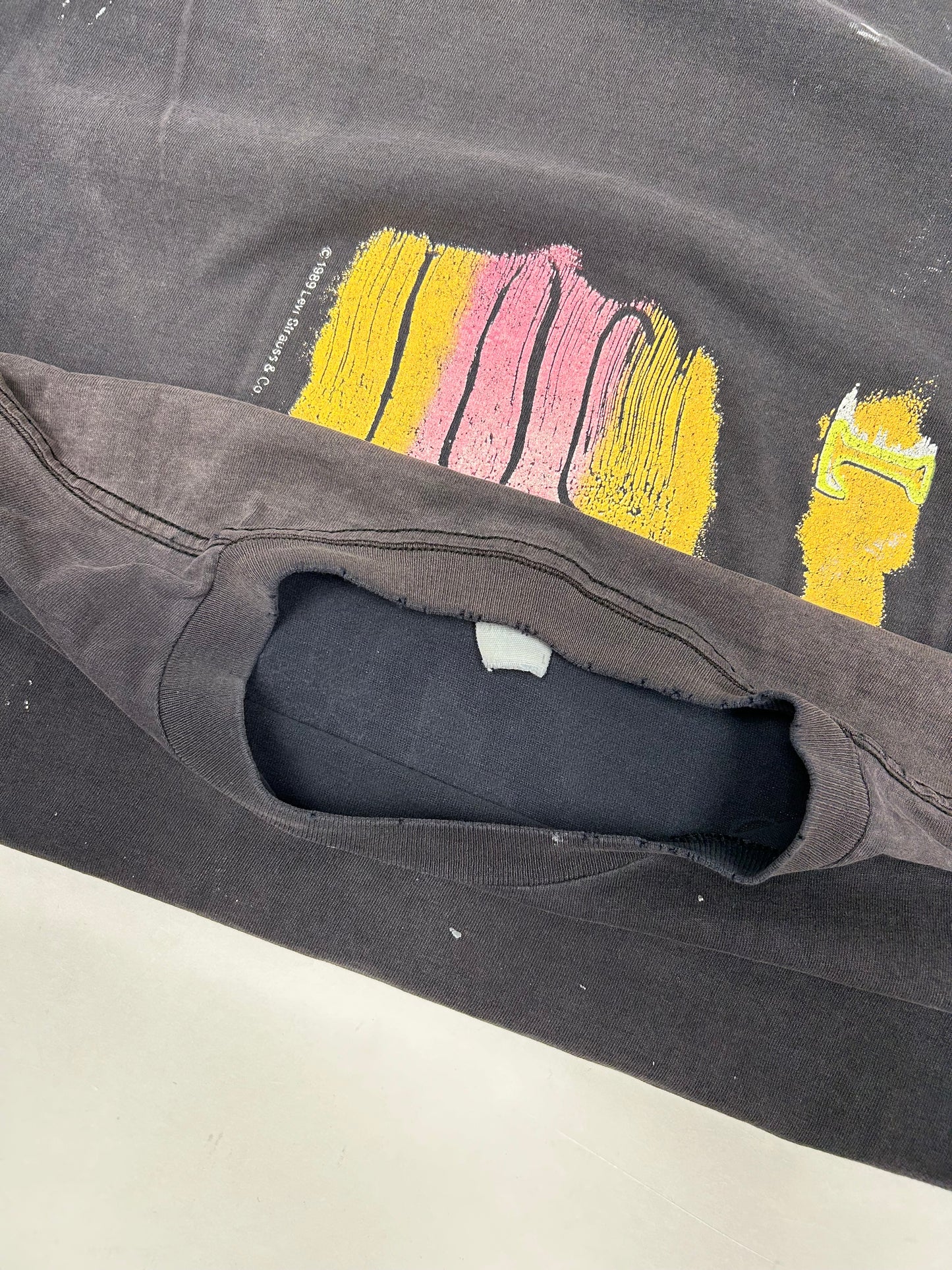 Vintage Levi’s Strauss & Co 501 Car Graphic Tee Thrashed & Painted Tee Large/XL 23.5x29 Inches