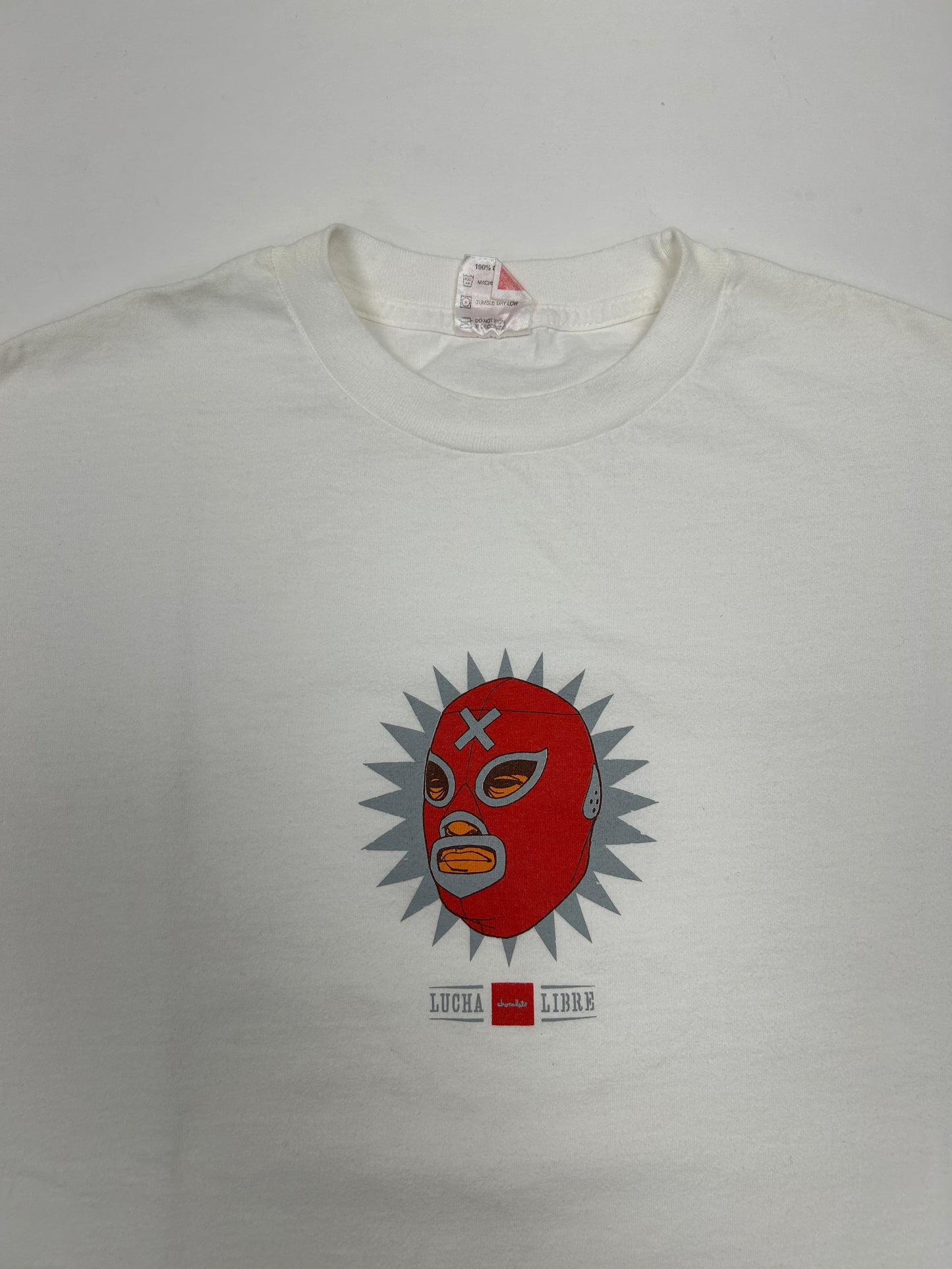 Vintage Chocolate Skateboards Lucha Libre Skate Graphic Tee 2003 Large 21.25x27.5 Inches