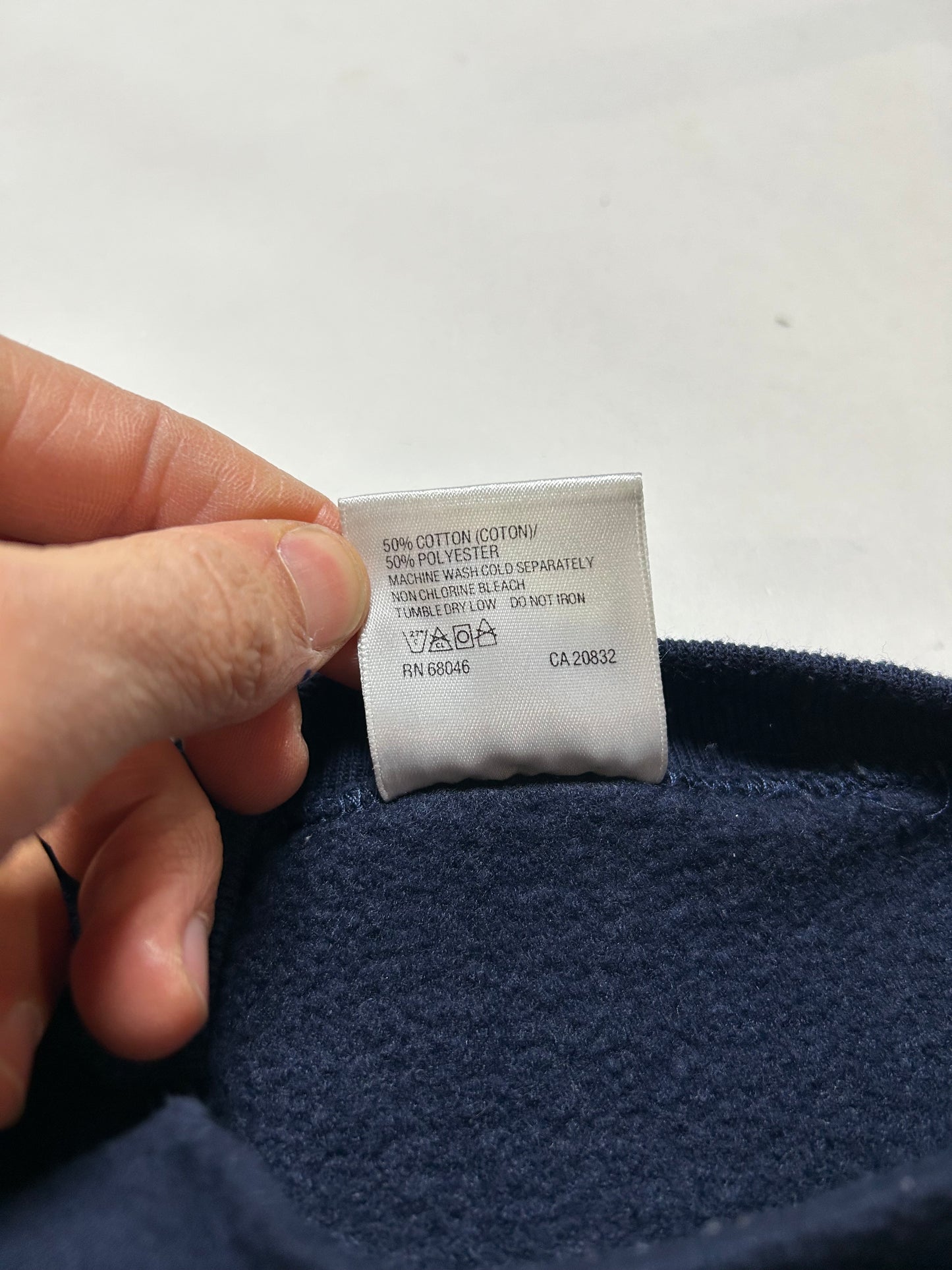 Vintage Super Bowl XXIX San Diego Chargers Vs. San Francisco 49ers NFL Match Up Joe Robbie Stadium Crewneck Sweatshirt Large/XL Fit 25x28.25 Inches