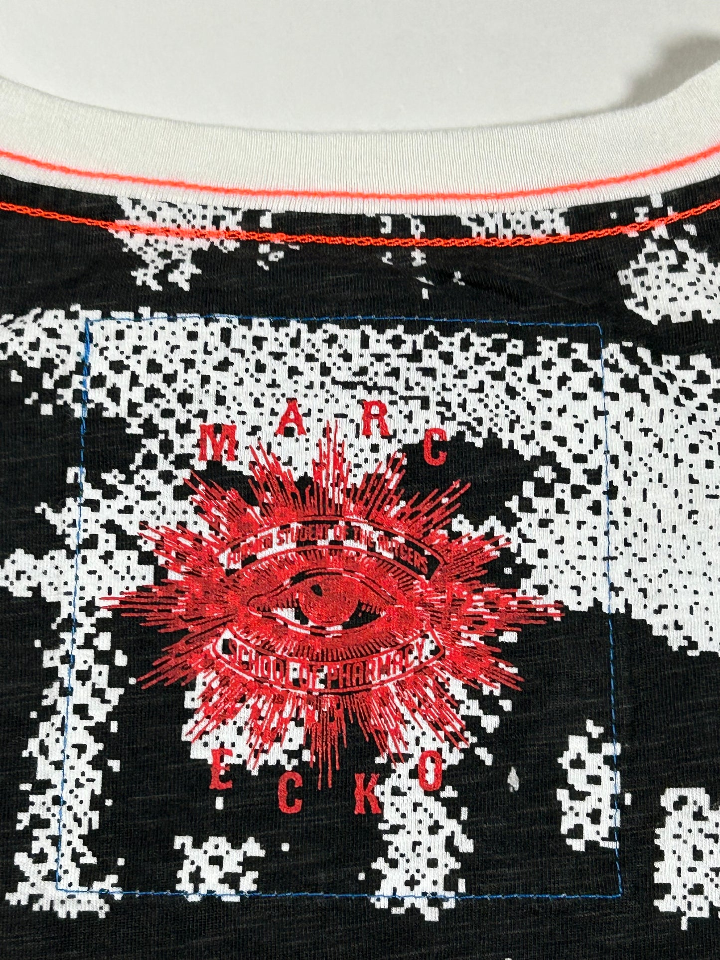 Vintage Eckō Marc Echō Cut & Sew Rutgers University Street Alchemists AOP Football Tee Large 22x29 Inches