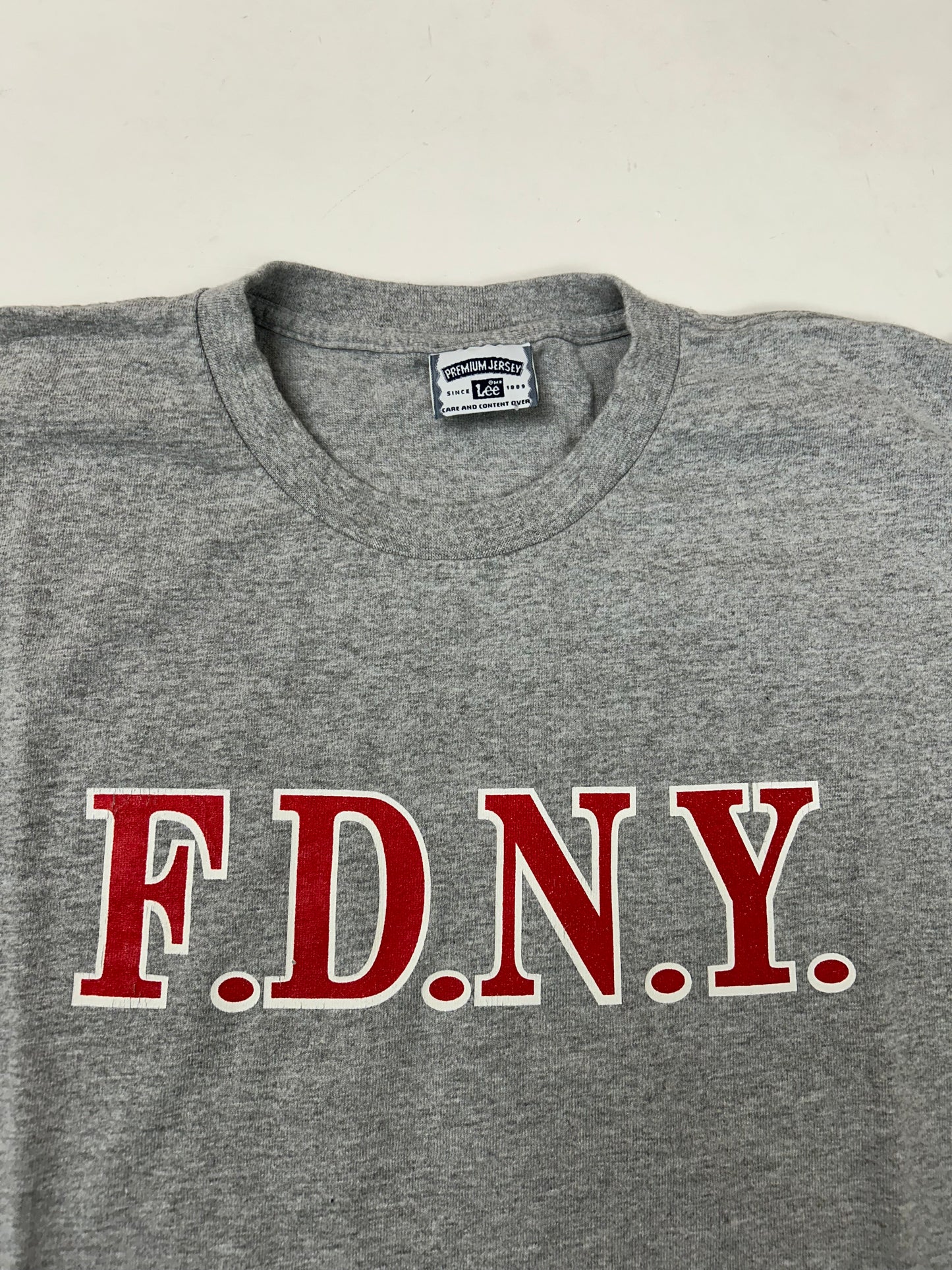 Vintage 90s F.D.N.Y. Keep Back 200Ft Firefighter Tee USA XL+ 24.5x31.25 Inches