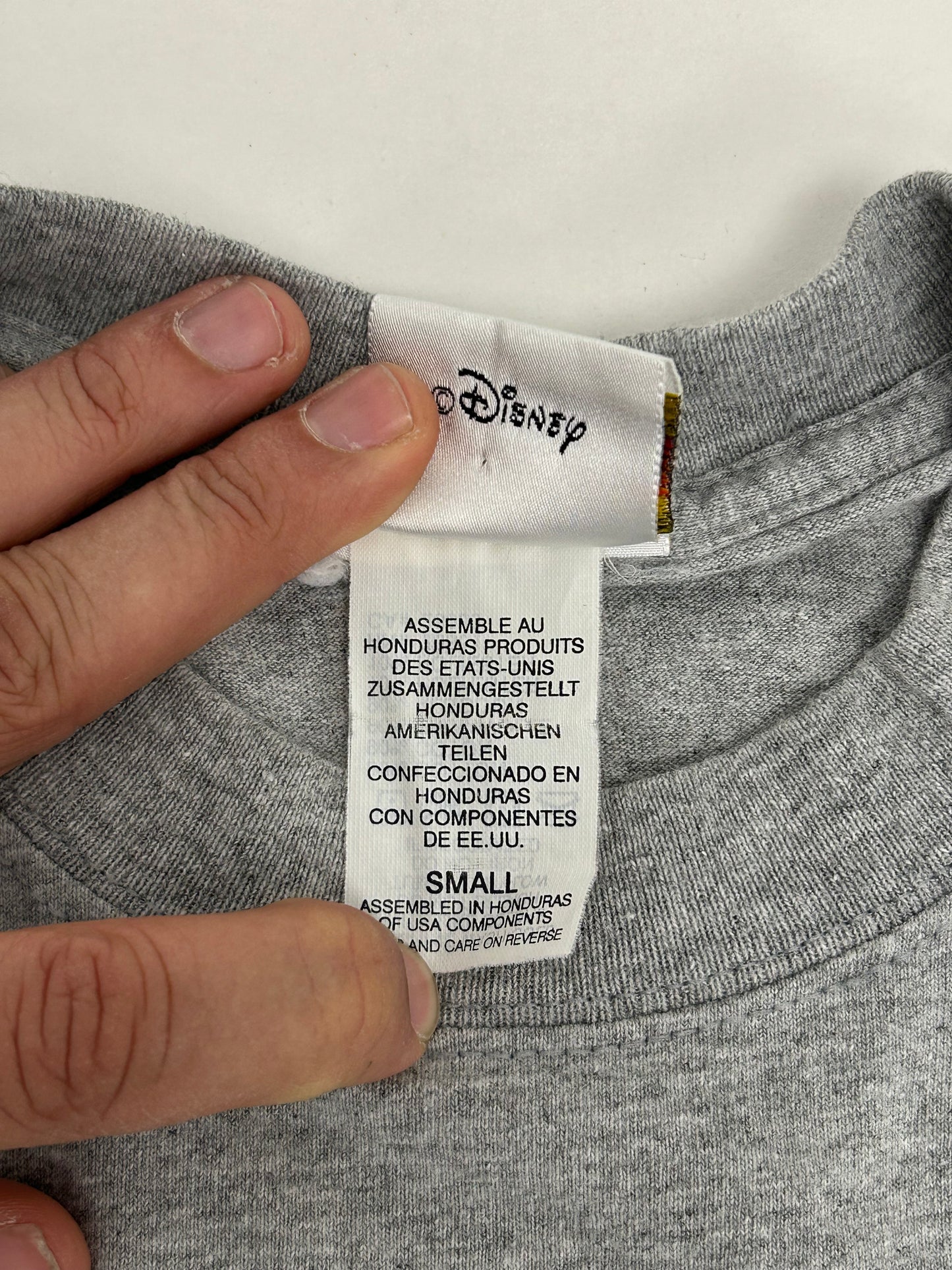 Vintage 2000s Walt Disney World Mickey Mouse Mickey Tee Small 17.75x26.25 Inches Gray