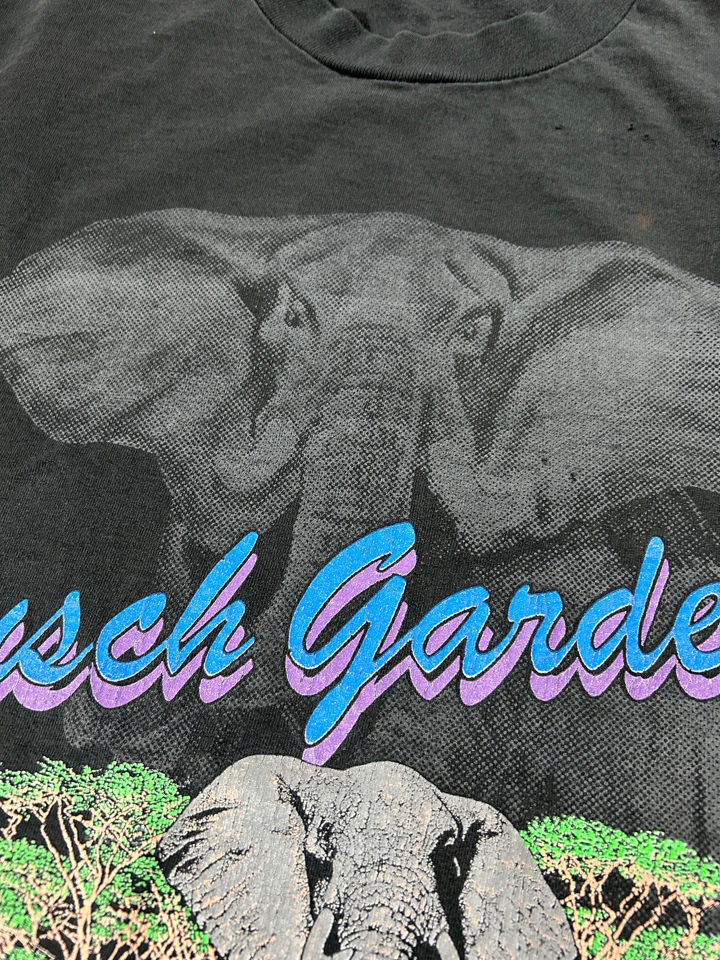 Vintage Busch Gardens Elephant Animal Graphic T-Shirt Fits Medium 19.75x28 Inches As Is Has Wear & Pin Holes Great Fade