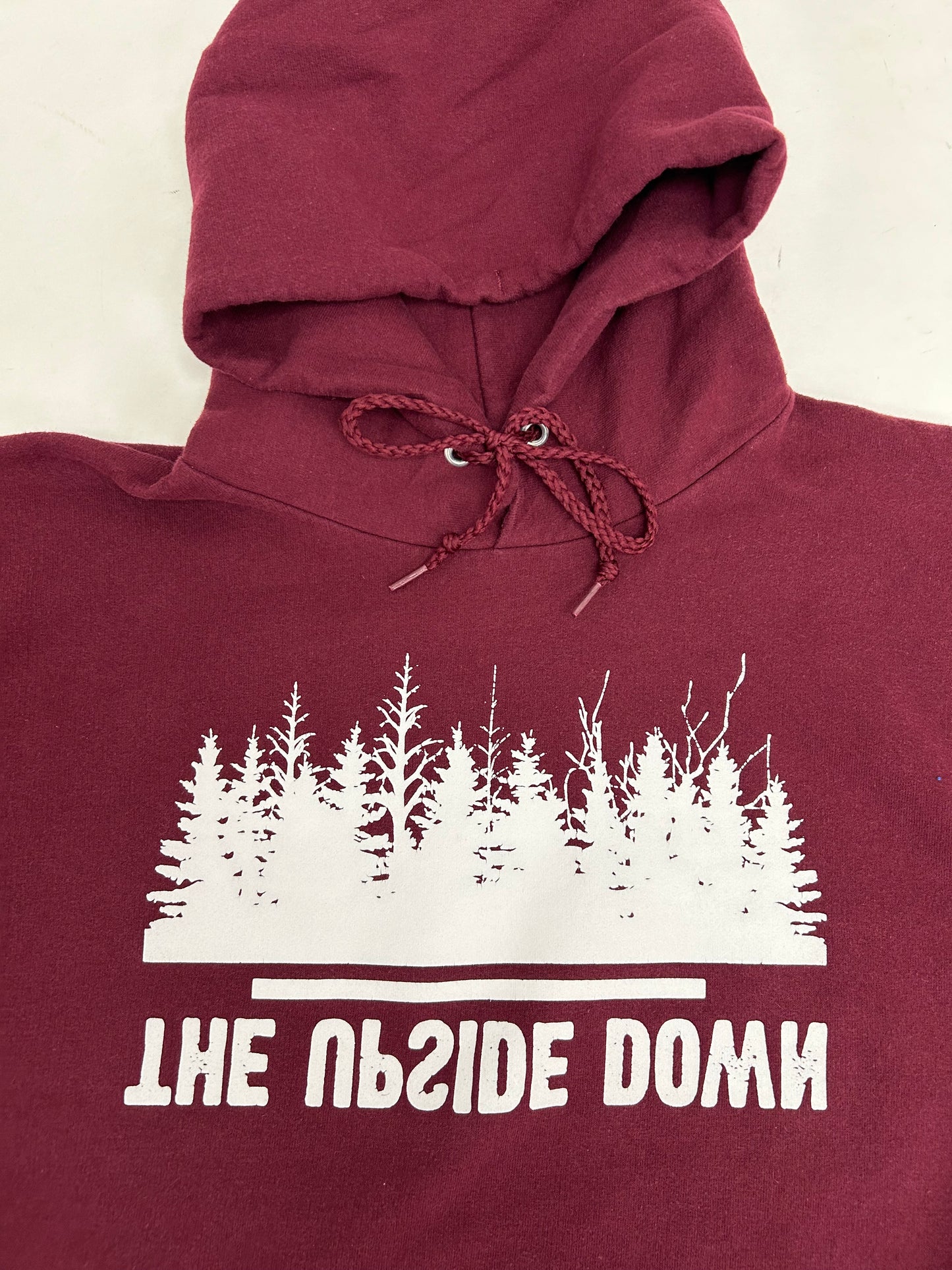 Stranger Things The Upside Down World Hooded Sweatshirt Medium/Small 20x26 Inches