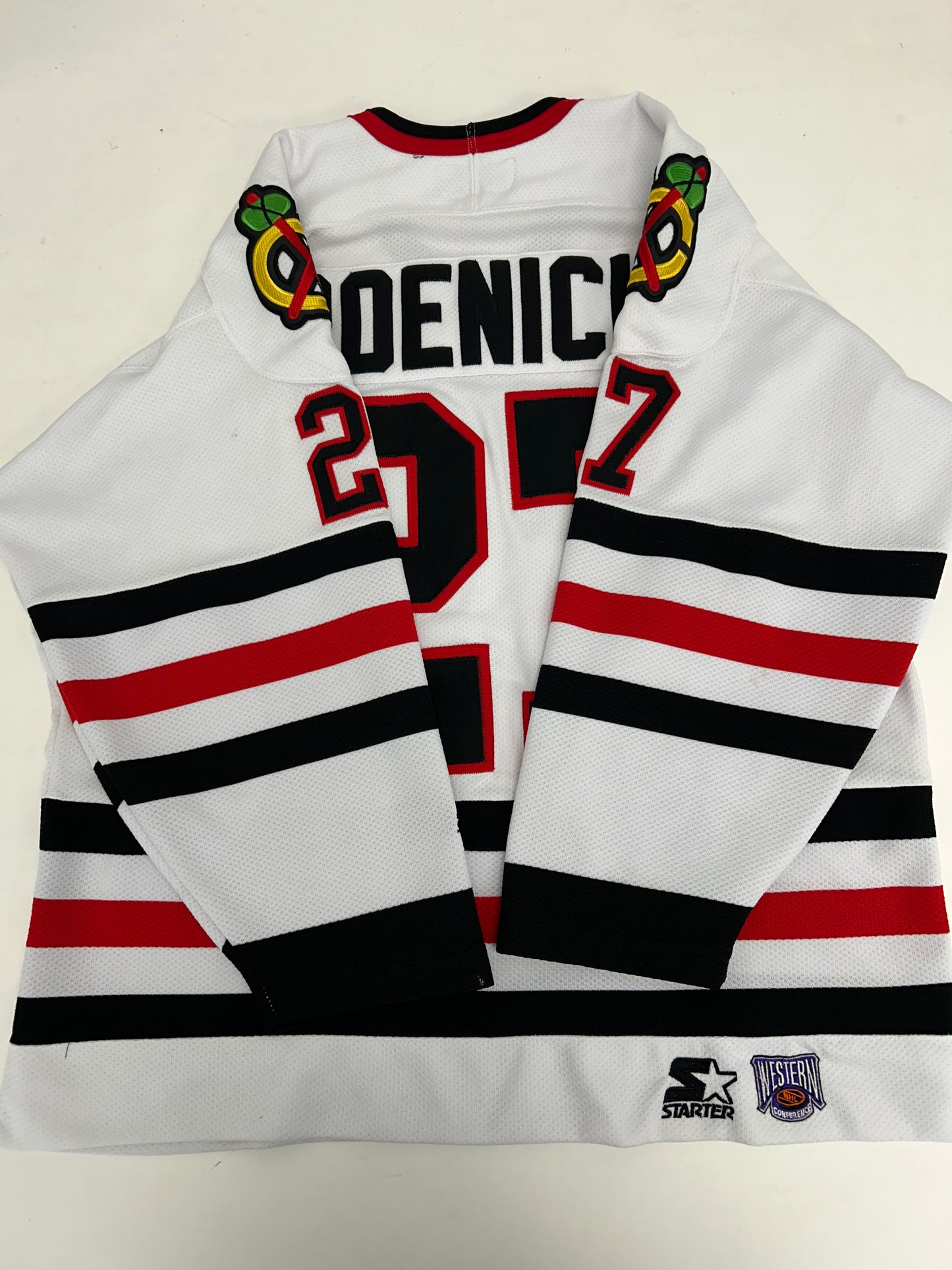Vintage Starter NHL Chicago Blackhawks Jeremy Roenick Hockey Jersey Men’s Large 28x29.75 Inches