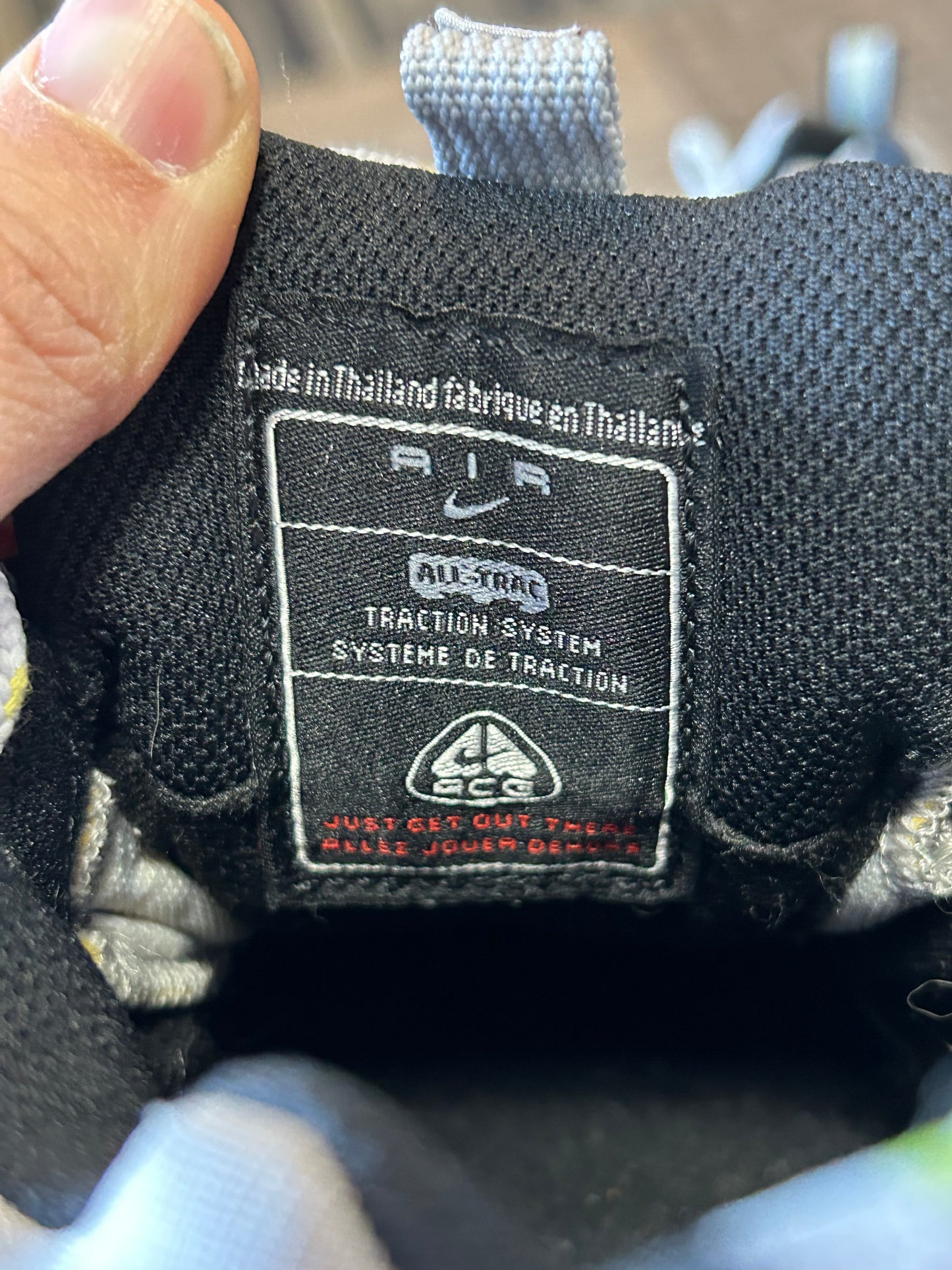 Vintage 2001 Nike ACG WMNS Air Trio Mid Used In Good Condition With Box Women’s 7 Wear At Your Own Risk