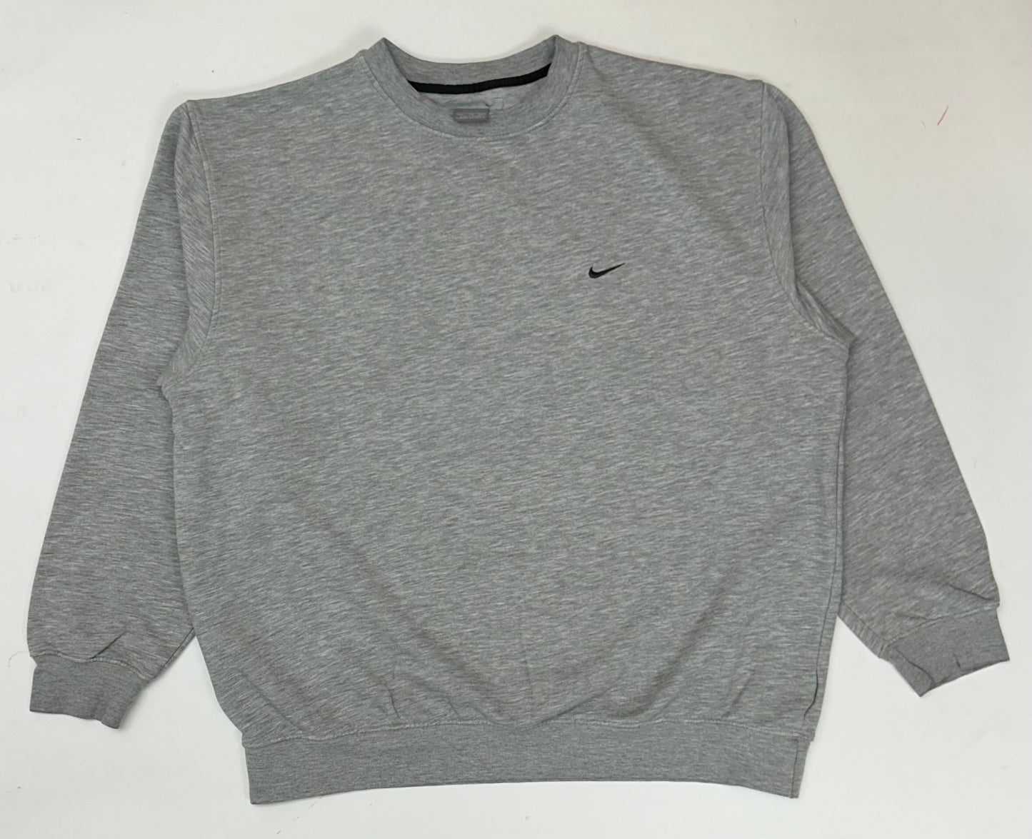 Vintage 00s Nike Swoosh Embroidered Chest Logo Essential Crewneck Sweatshirt 2XL/XL Fit 27.5x29.75 Has Small Flaw On Side As Is