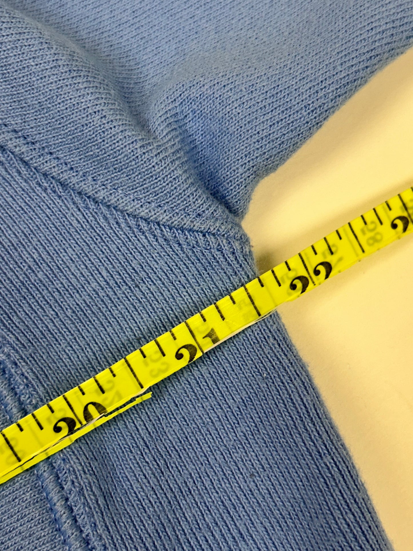 University Of North Carolina UNC Chapel Hill College Champion Reverse Weave Hooded Sweatshirt Small 21.5x26 Inches