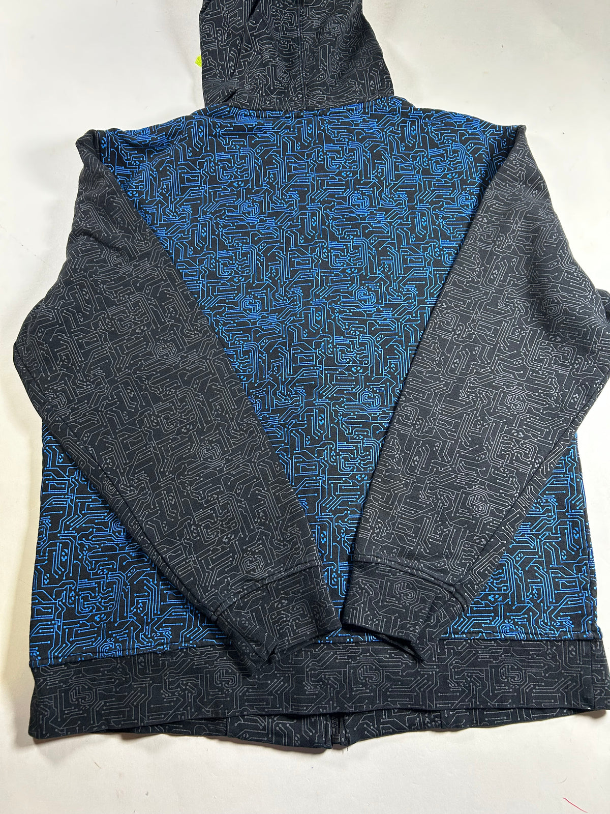 Vintage Thirty Two Snowboarding Brand Hoodie Zip Sweatshirt Y2K Abstract Large 24.25x27.75 Inches