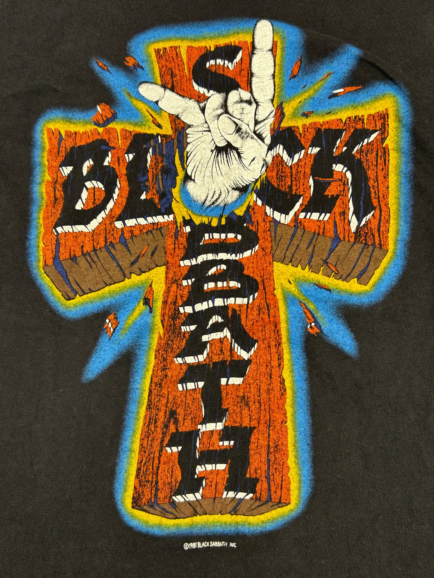 Vintage Black Sabbath Mob Rules Tour 1981 Cross Rock Band Tee 19.5x26.5 Inches Medium Fit