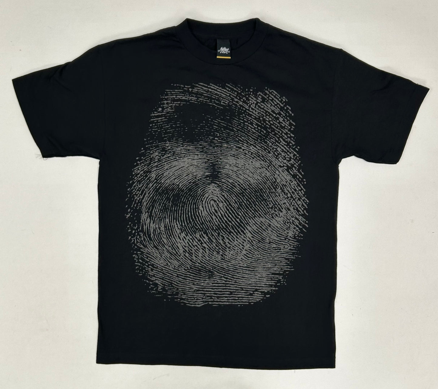 Vintage Adio Footwear Finger Print Skull Graphic Skate Tee Medium 20.5x29.5 Inches Skateboarding