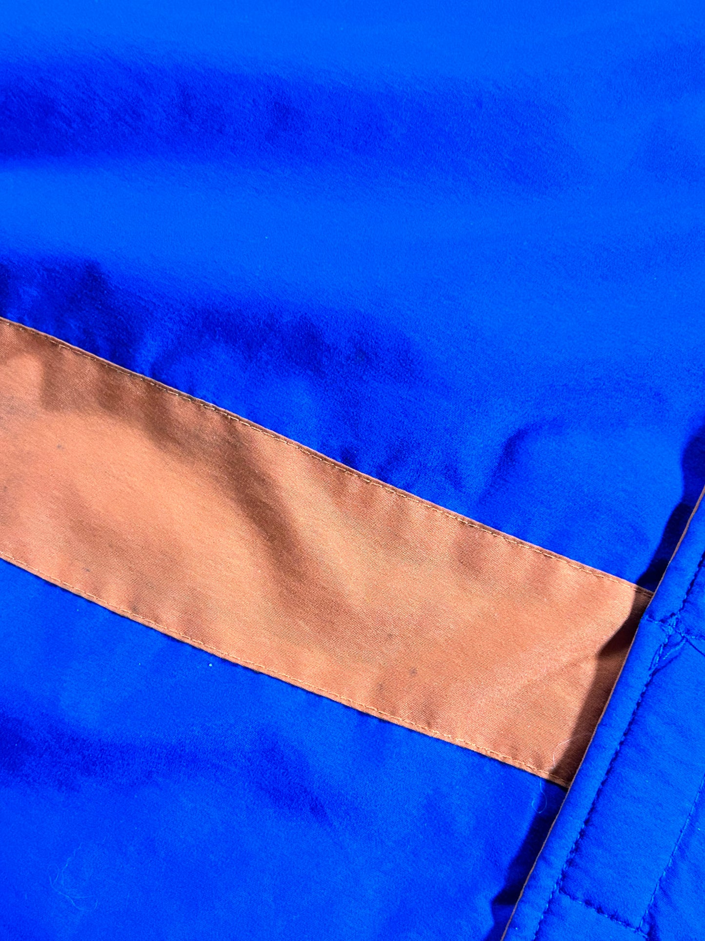 Vintage Starter New York Knicks Puffer Zip Up Packable Hood Jacket NYK XL 29x29.25 Inches As Is Has Stains 90s