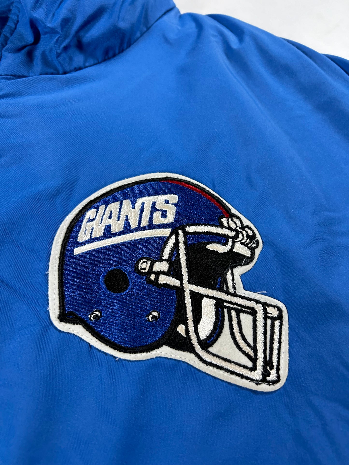 Vintage Chalk-Line New York Giants NFL Chest Logo Zip Puffer Jacket 27.5x27.25 Inches Large Fit
