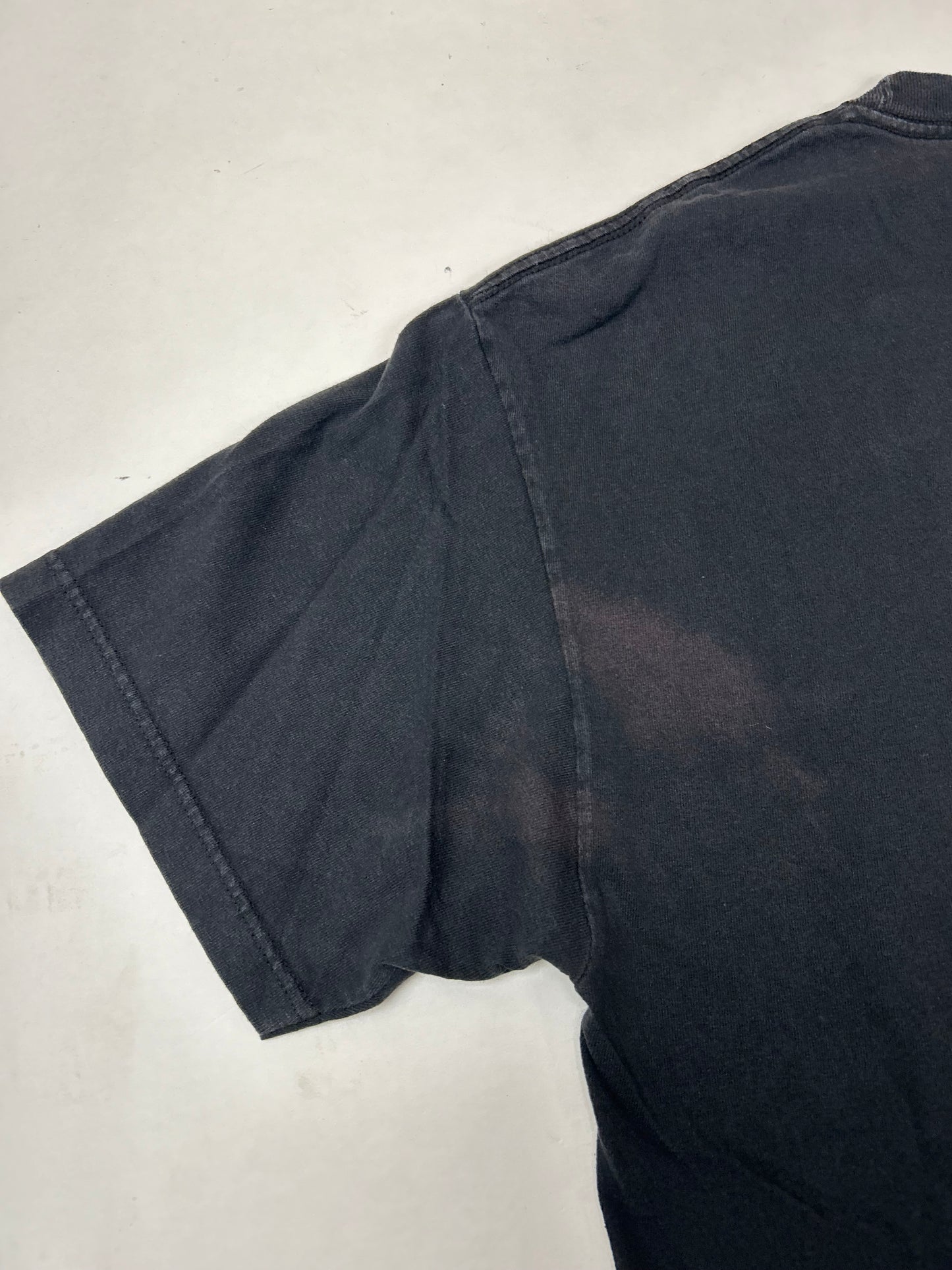 Primitive Skateboards Primitive Above Everything Bear Clouds Graphic Tee Large 21.5x28.75 Inches Black As Is