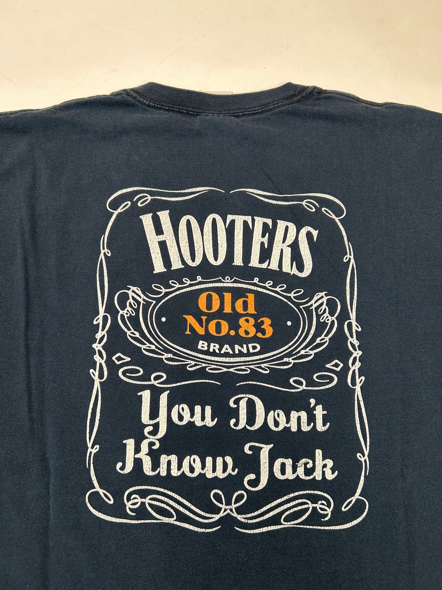 Vintage 2000s Hooters Tampa You Don’t Know Jack Restaurant Jack Daniels Graphic Tee Faded Worn In Worn Large 22.25x28 Inches
